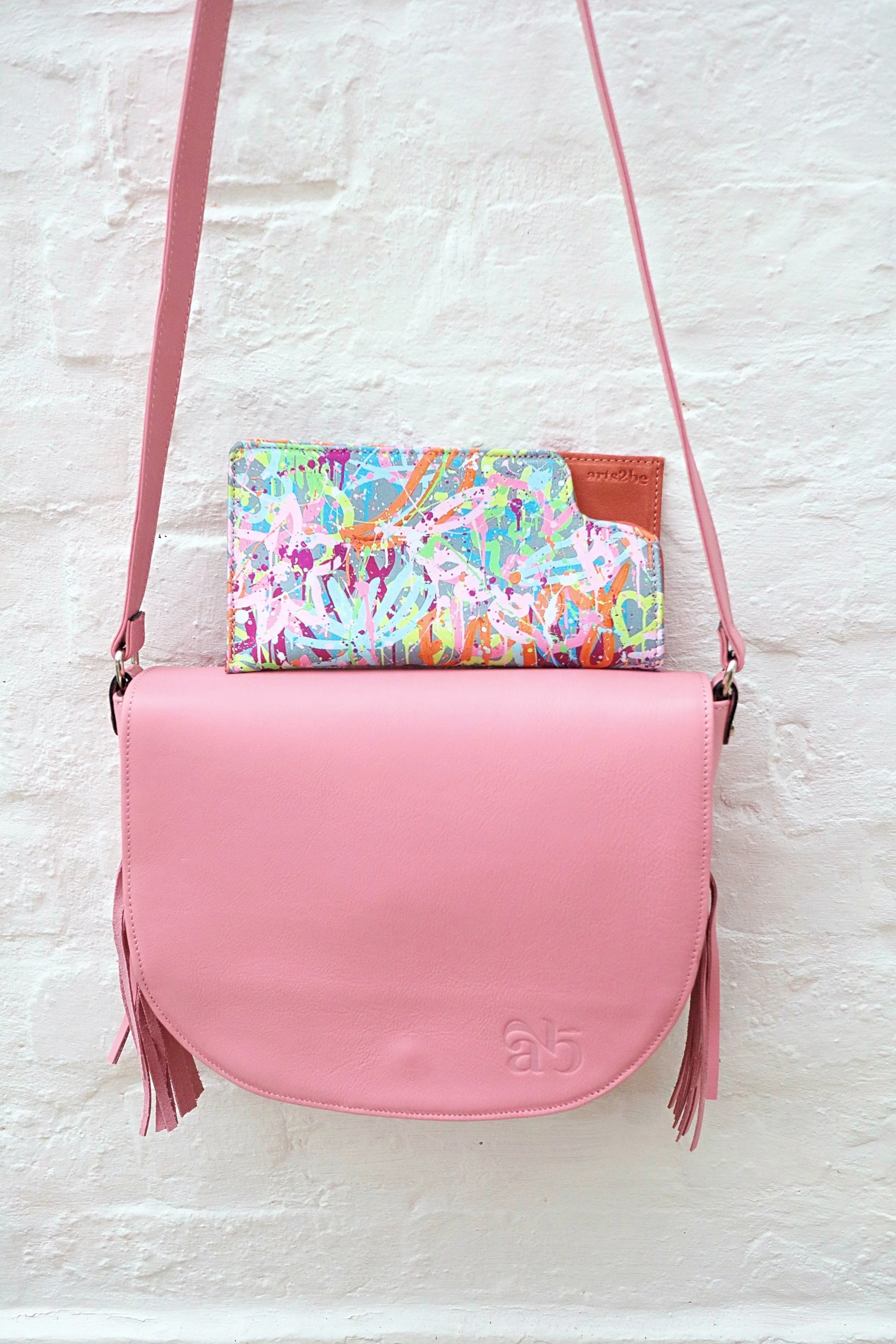 Pink leather Morgane bag Isabelle Pelletane