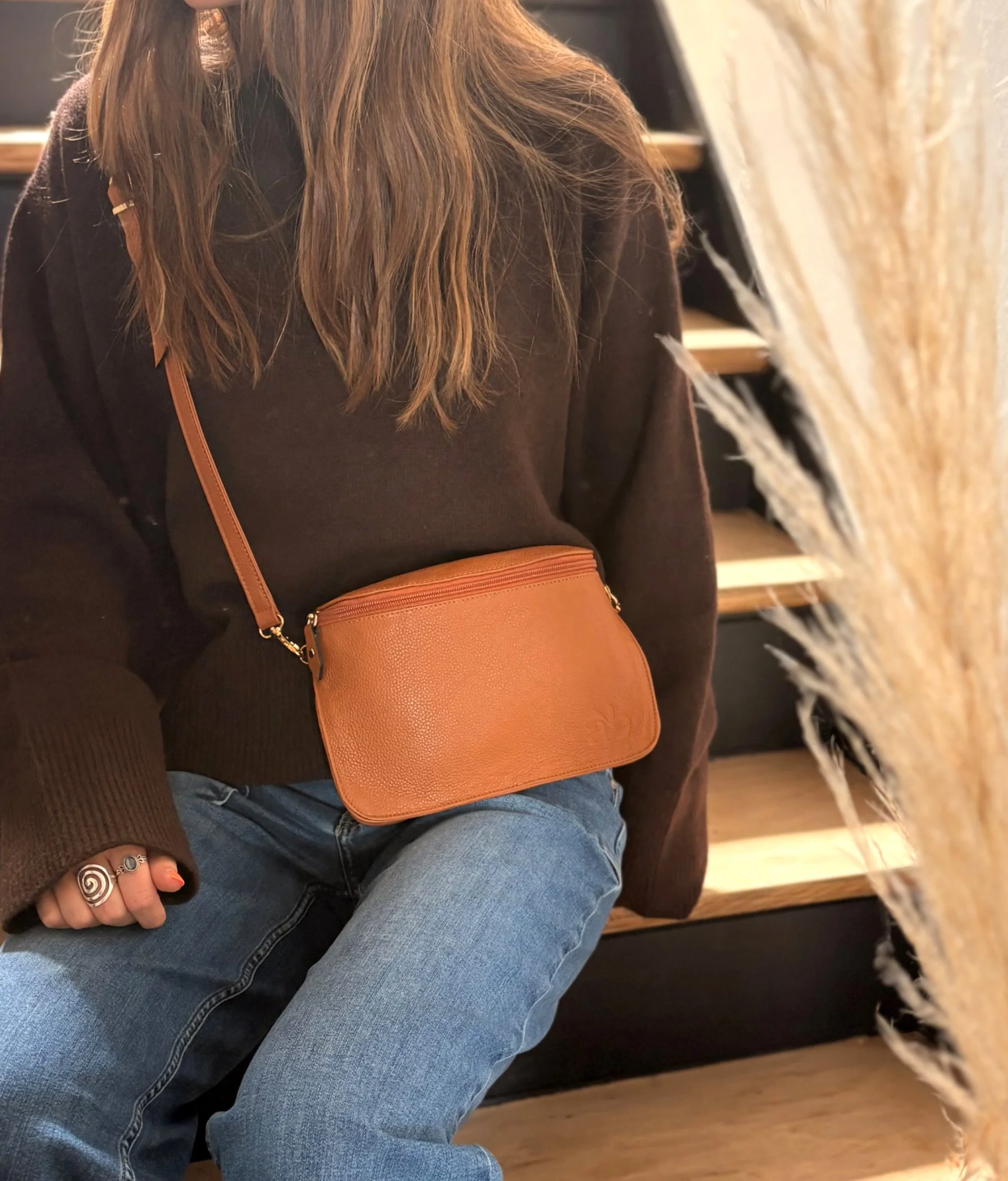Handbag Stephanie textured cognac leather