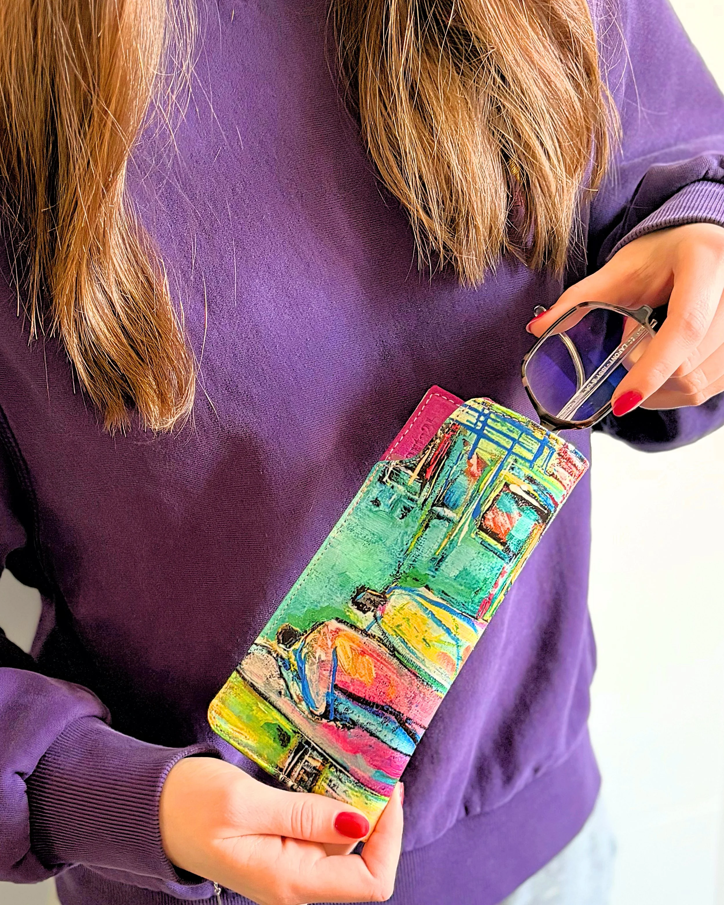 Glasses case, Fuchsia Marie-Christine Thiercelin