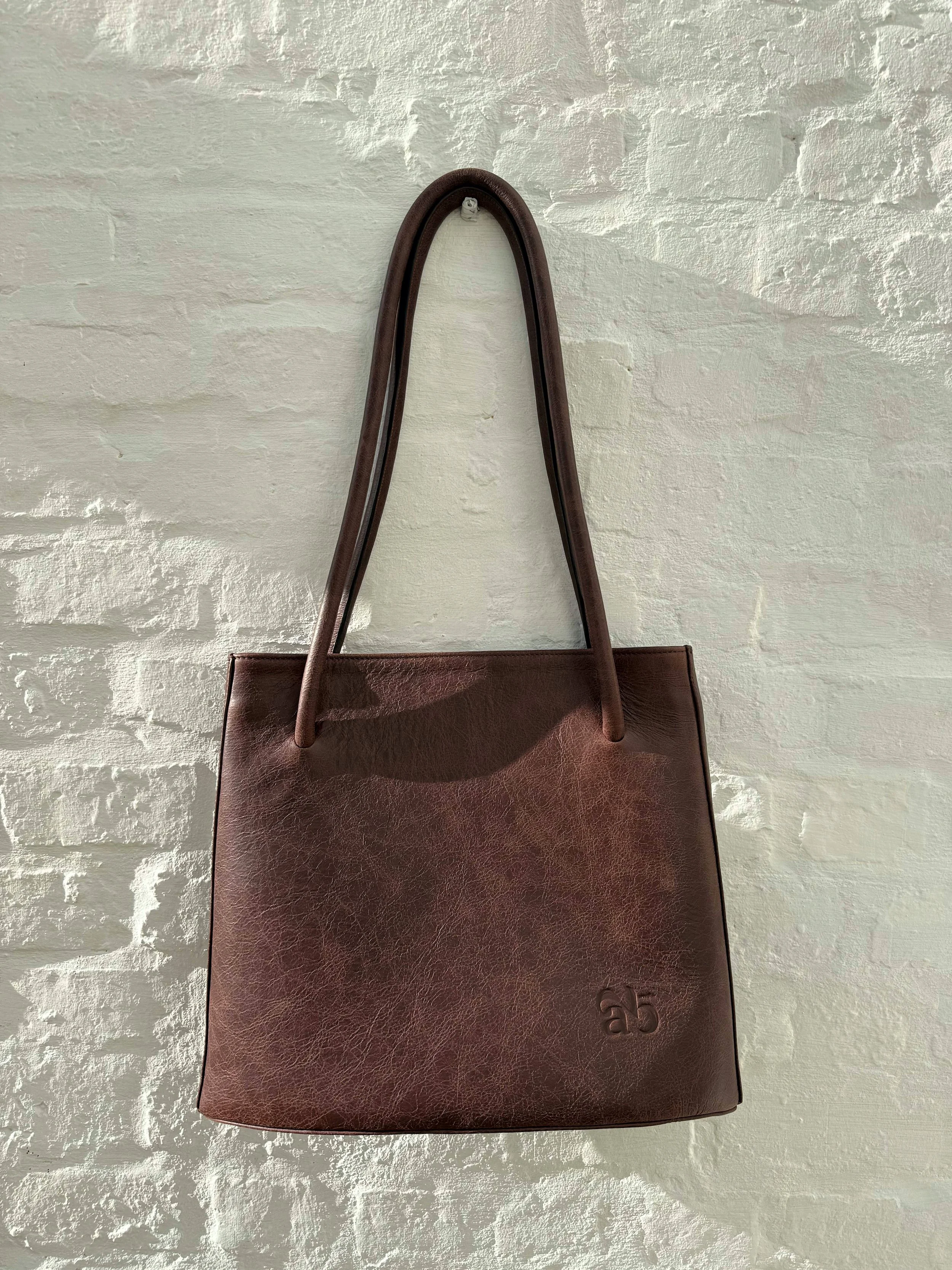 Lara vintage brown bag