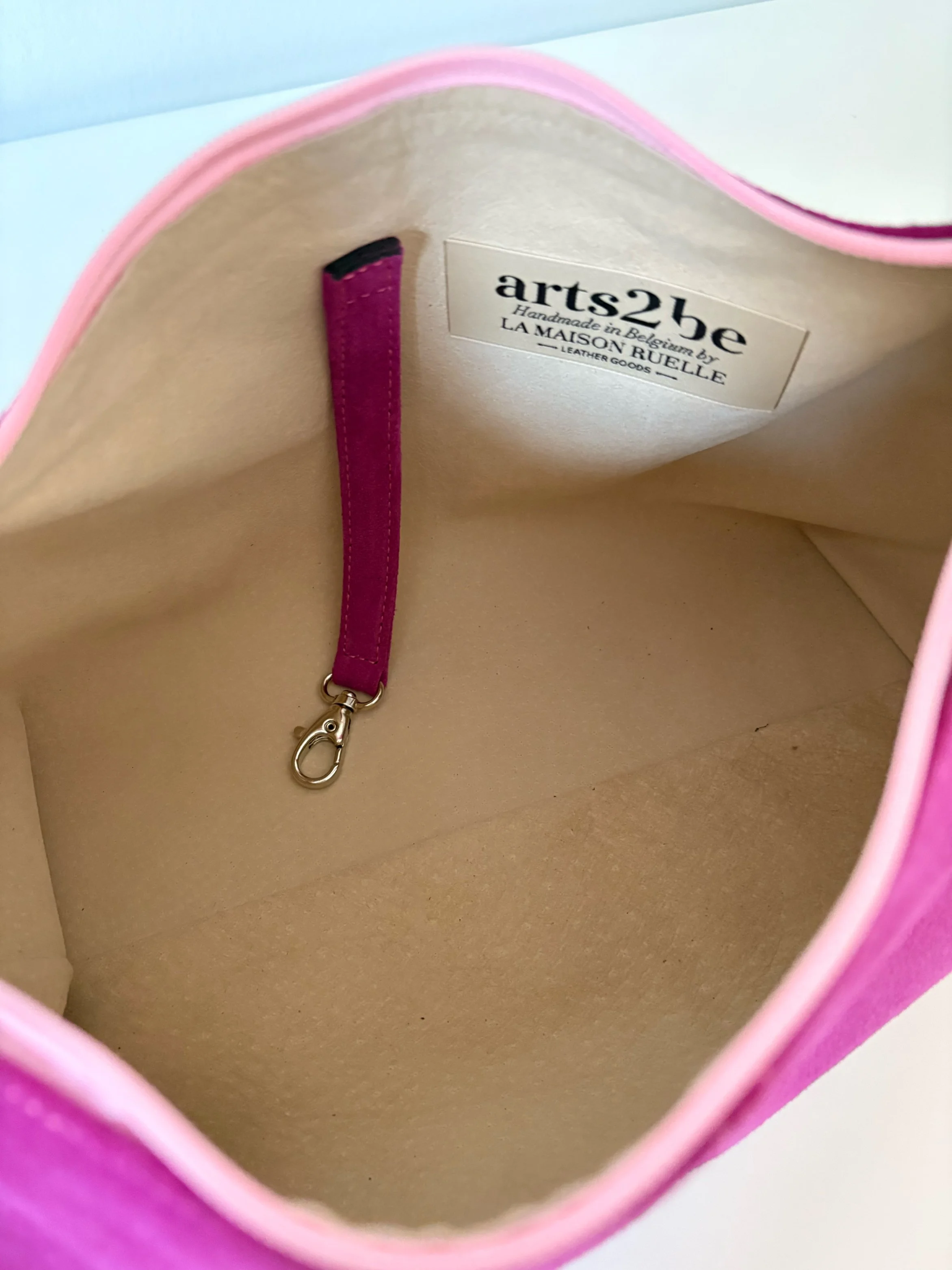 Handbag MILLA Fuchsia Suede interior