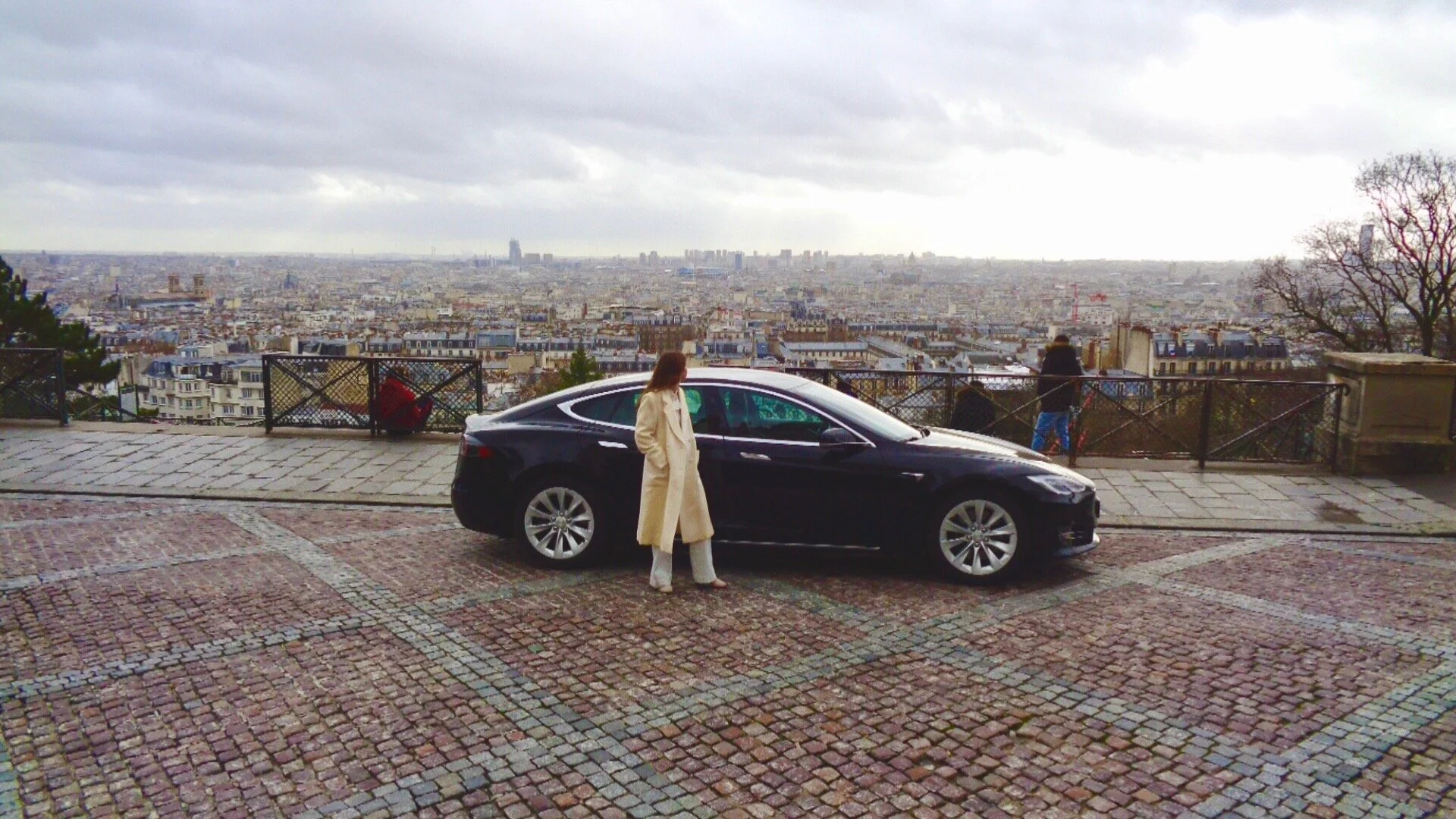 Central locations make it easy to pick up your car and explore cities. (UFODRIVE Paris)