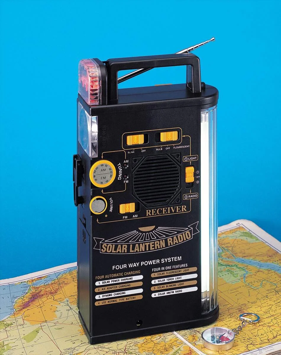 886 (Solar Dynamo Rechargeable Lantern AM-FM Radio).JPG