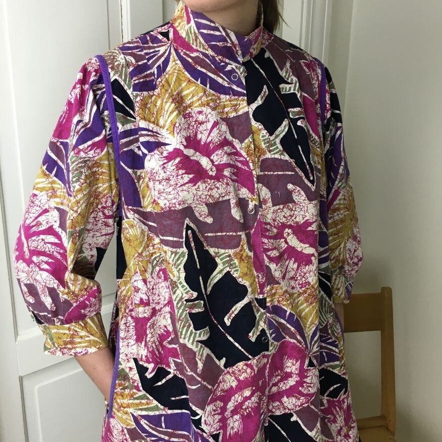 Vintage 80s Abstract floral botanica print blouse top