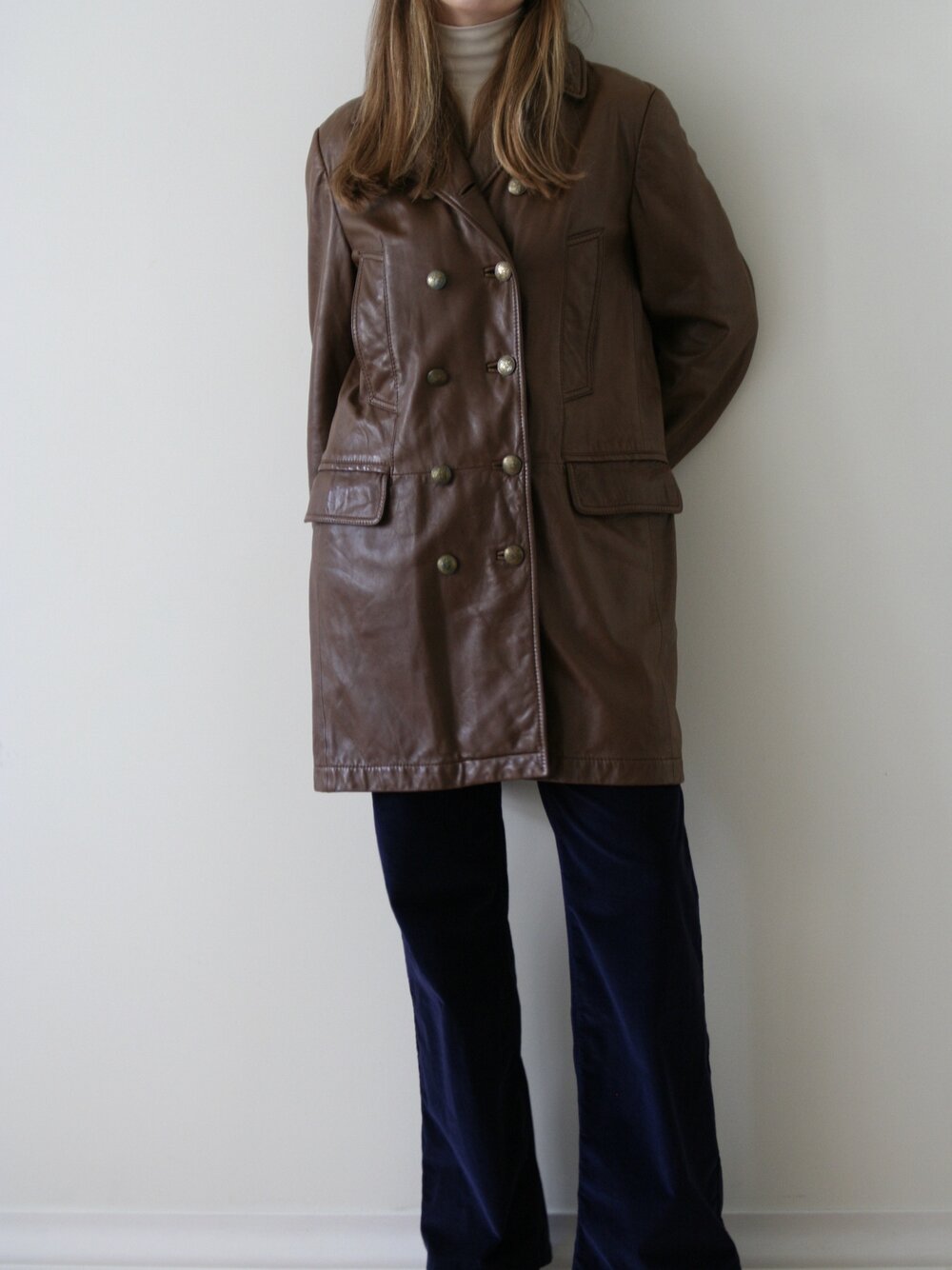 90s Double-Breasted Brown Leather Coat — VETER VINTAGE