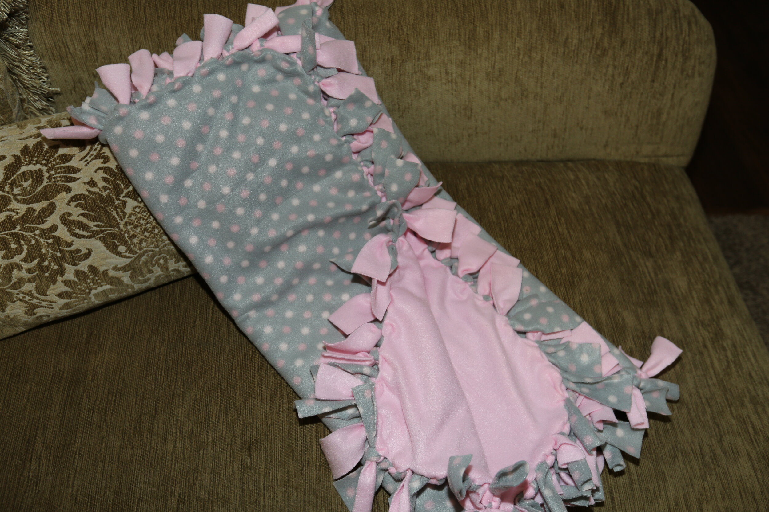 Hand-Made Fleece Blanket SQAO205