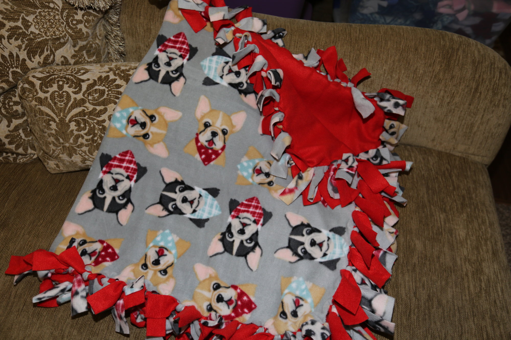 Hand-Made Fleece Blanket SQAO246