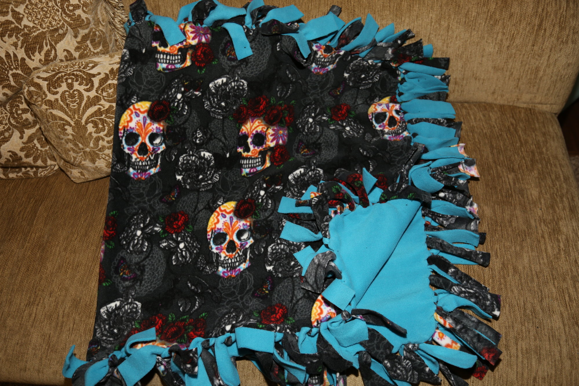 Hand-Made Fleece Blanket SQAO265