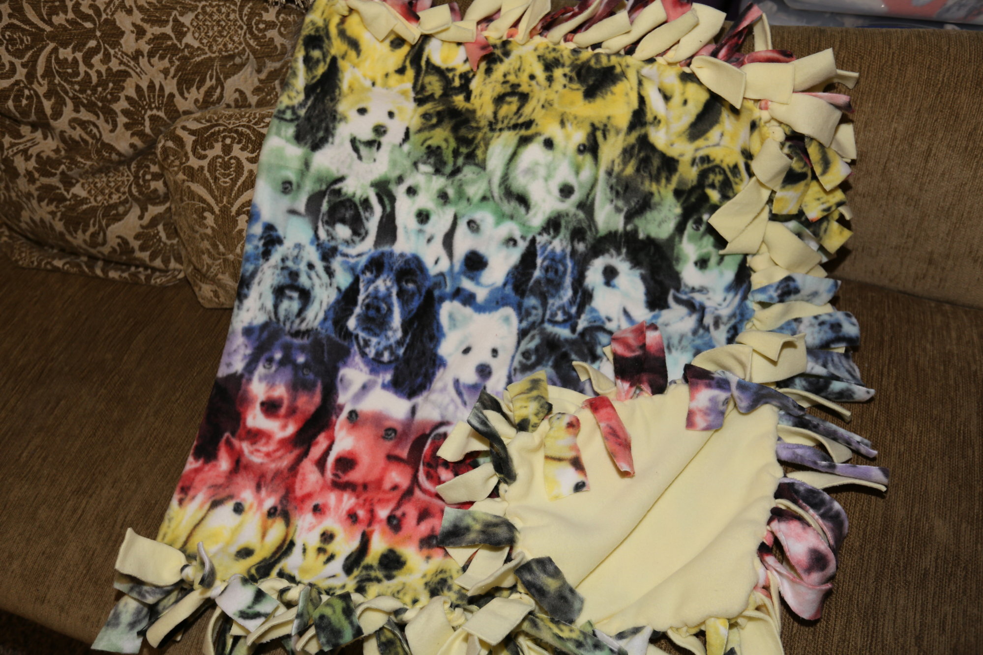 Hand-Made Fleece Blanket SQAO270