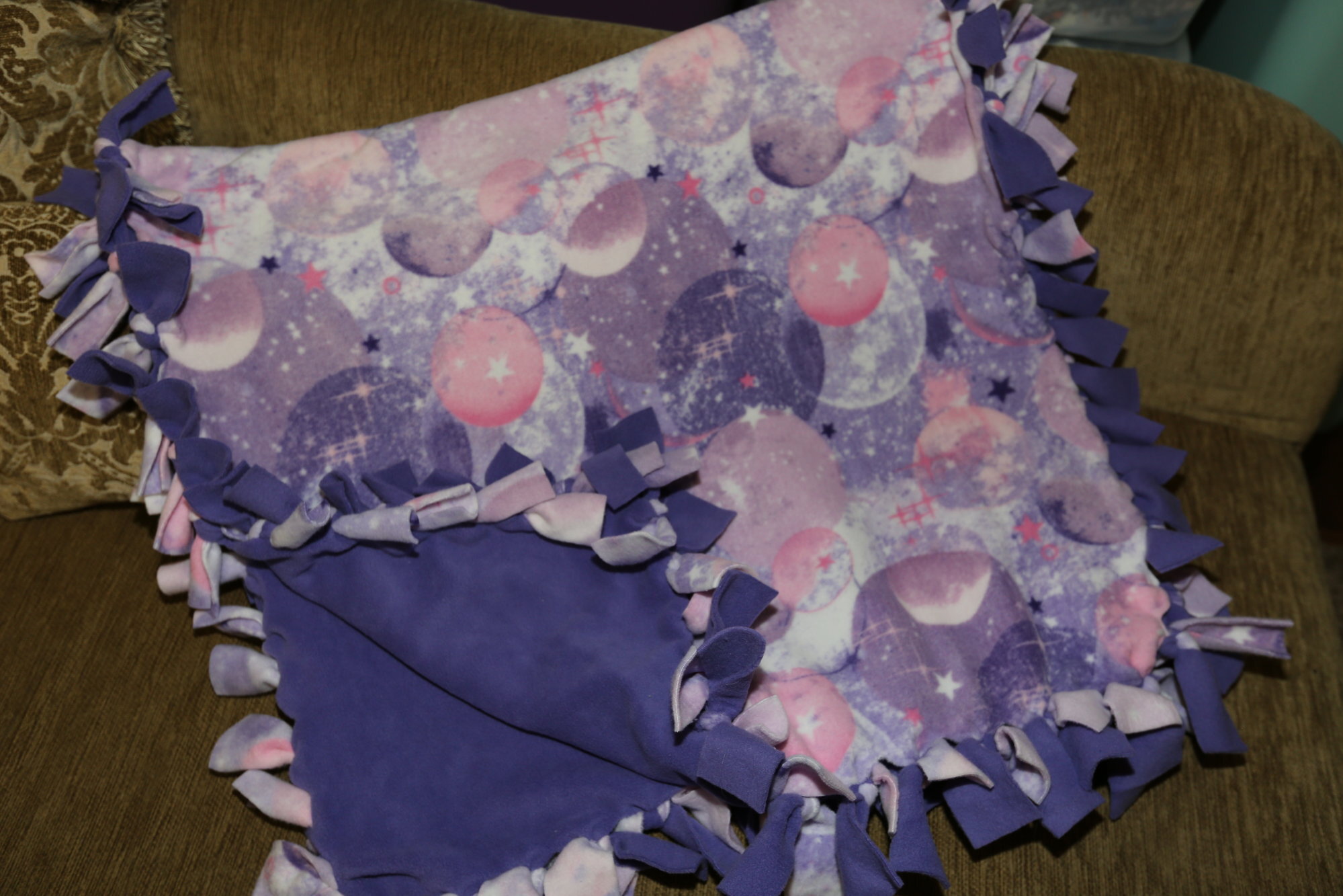 Hand-Made Fleece Blanket SQAO280