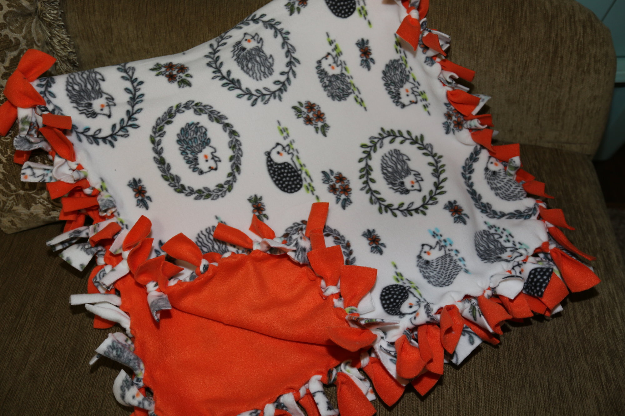 Hand-Made Fleece Blanket SQAO285