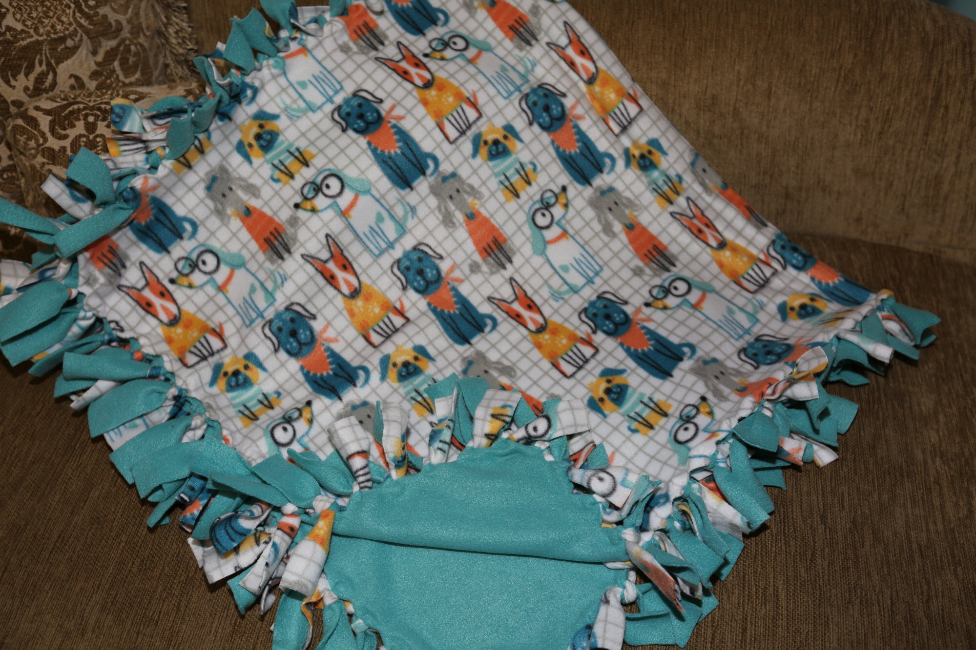 Hand-Made Fleece Blanket SQAO299