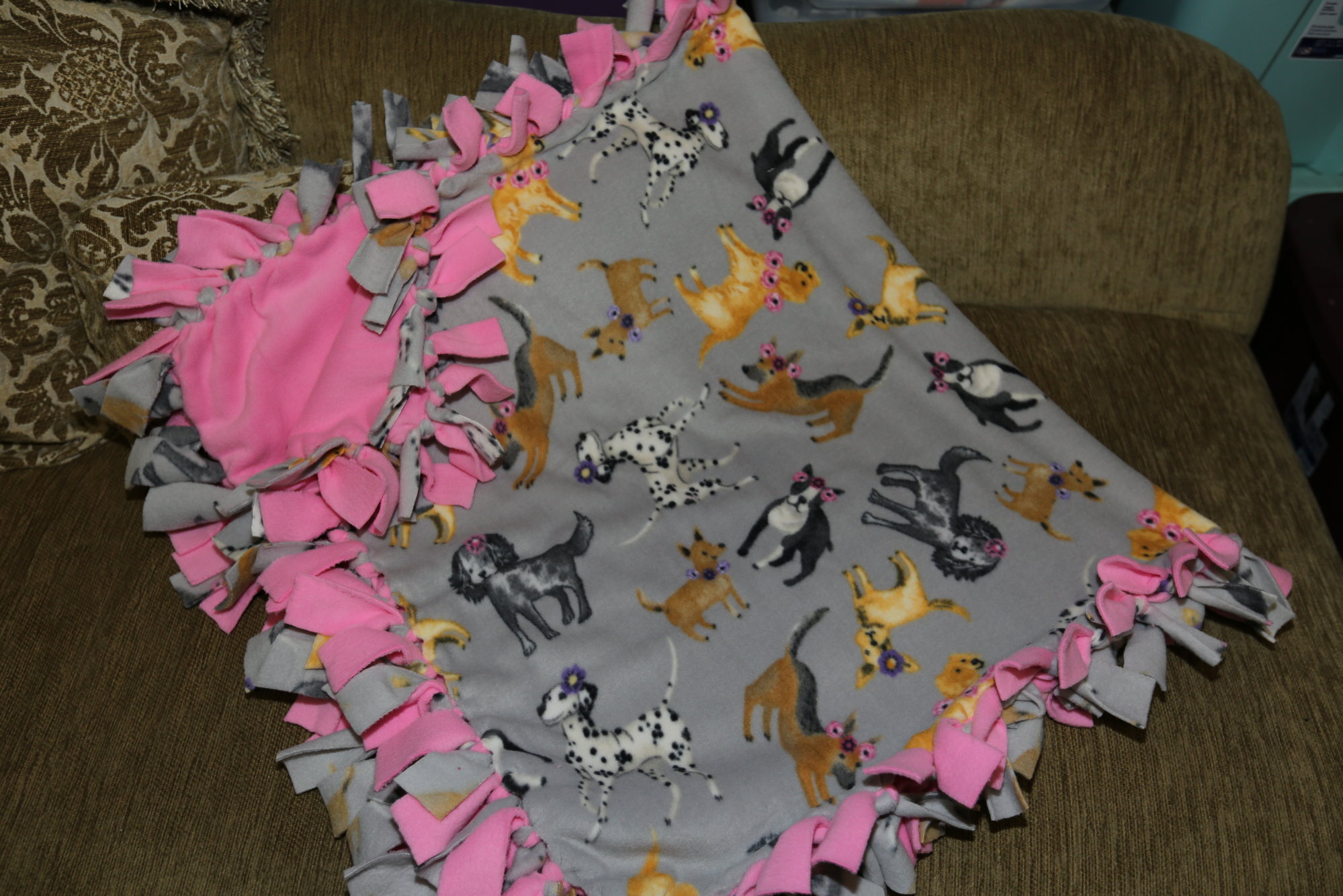 Hand-Made Fleece Blanket SQAO318