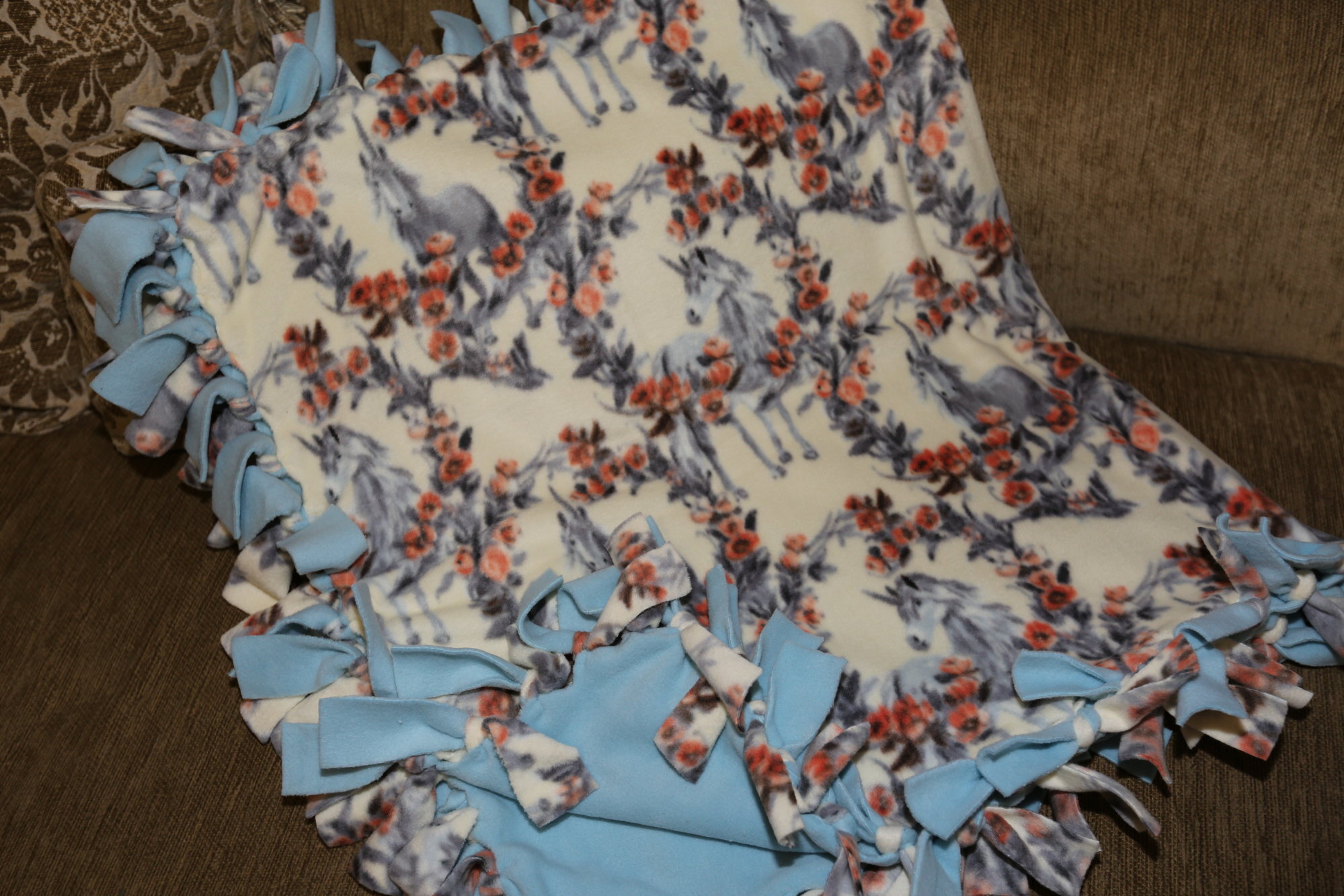 Hand-Made Fleece Blanket SQAO332