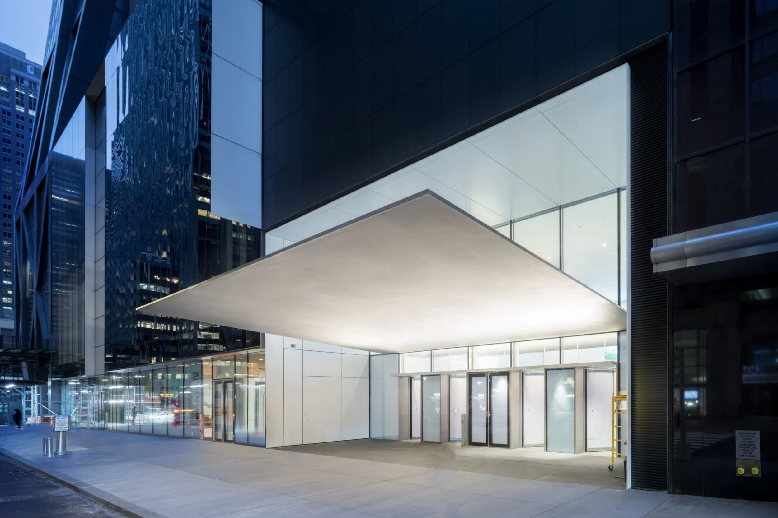 Moma 1.jpg