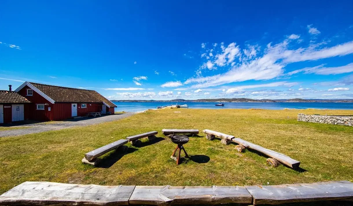 f76b88c8-43e2-414b-8ed5-f2e0a3729dee_magisk_yogahelg_pa_jomfruland00012_jpeg.webp