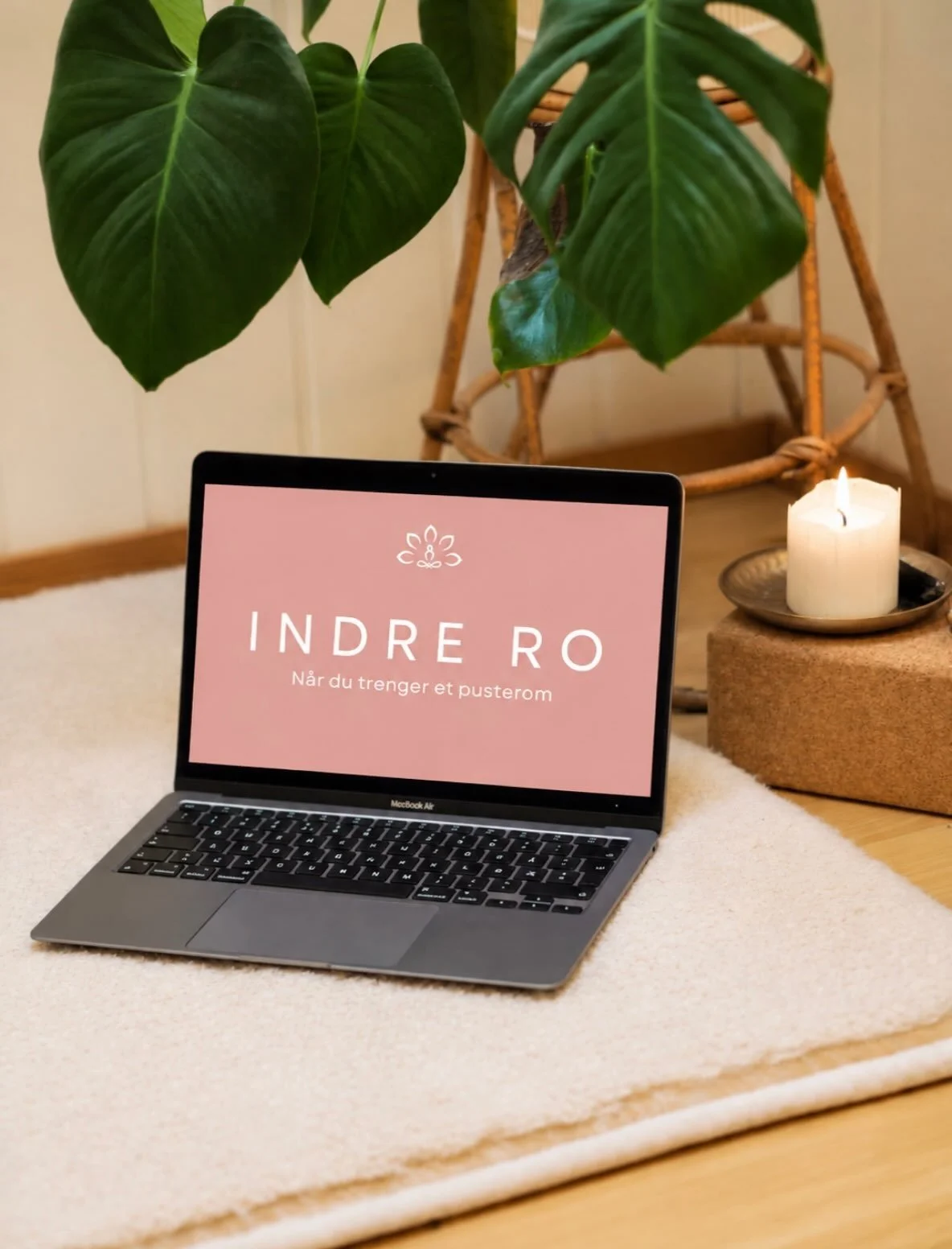 Et lite pusterom i hverdagen 🌿

Indre ro er min digitale medlemsportal for deg som &oslash;nsker mer ro, hvile og egenomsorg i hverdagen.

Her finner du myk yoga, yin yoga, pilates, pust, meditasjon, guidet avspenning og sm&aring; verkt&oslash;y du 