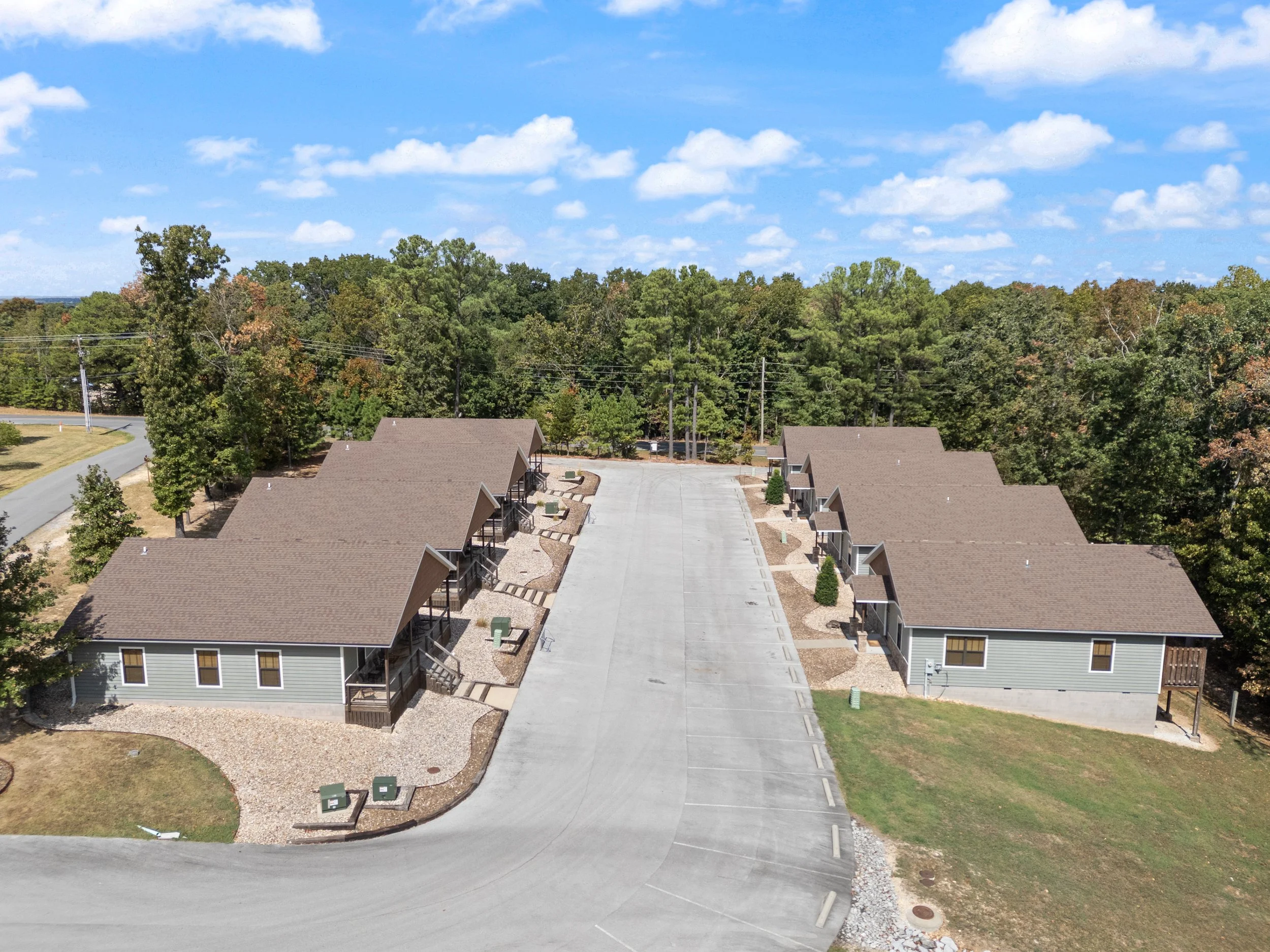 01-16 Trails Edge Ln-1.jpg