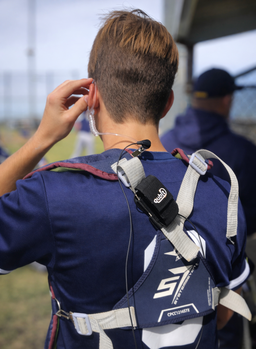 Qubit coach to catcher communication, one way communication, baseball, softball. Earpiece electronic pitch calling system. Pitchcom, Pitchcomm, catcher headset
