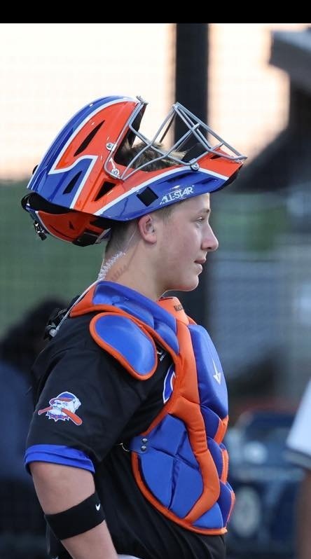 catcher+wearing+bb2.jpg