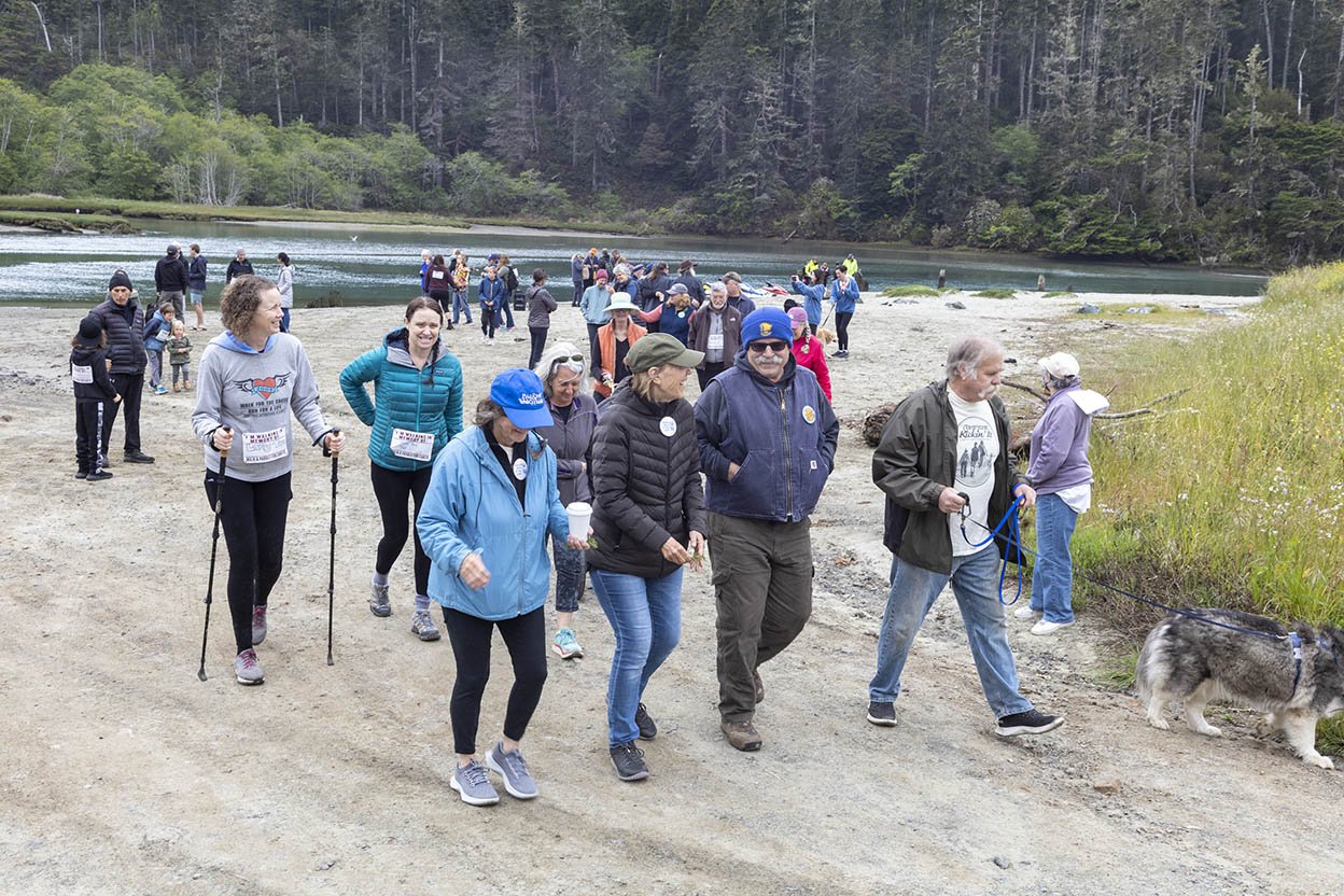 Group of walkers at Walk and Paddle for Cancer 2022 (Copy)