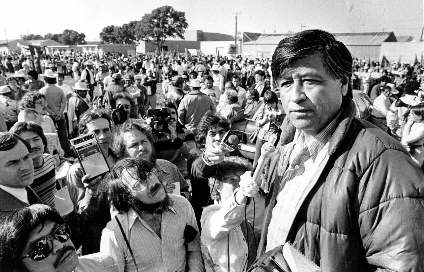 On Cesar Chavez Day, Poder Latinx Demands Legislation for Better Working Conditions 