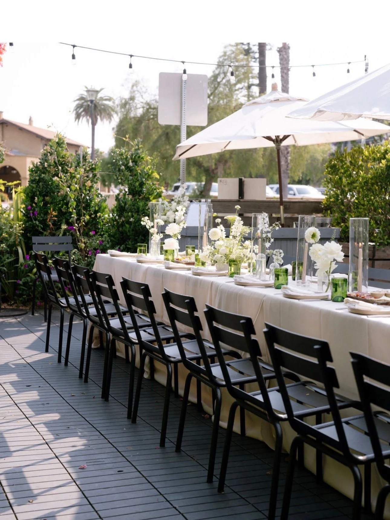 Rehershal Dinner Vibes at @loquitasb 🥂 

@aliciaminkphoto 
@janealexandraevents 
@loquitasb 

Santa Barbara Wedding, Loquita Events, white and green flowers, Santa Barbara florist, small events