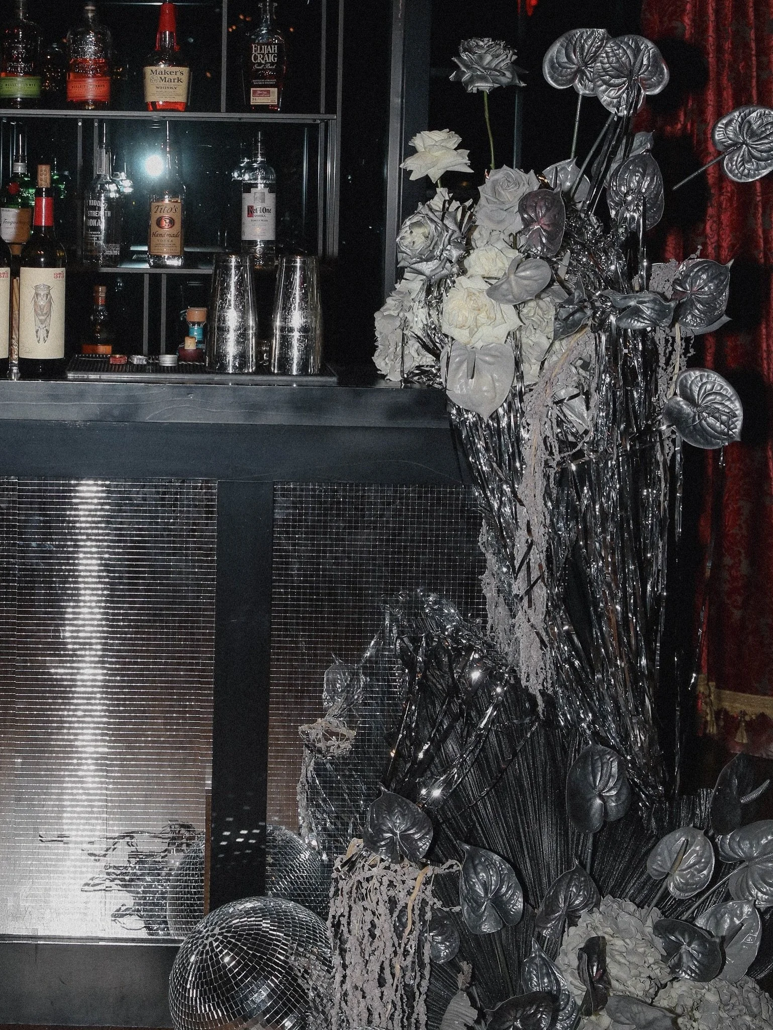 The most epic after party with tinsel, love, disco balls, and a tower of tiramisu 💕

@stefaniemwedding 
@joyandesigns 
@montecitoclub 
@jenarosemusic 

After party, Santa Barbara Florist, silver flowers, disco balls 

#tiramisutower #silveranthurium
