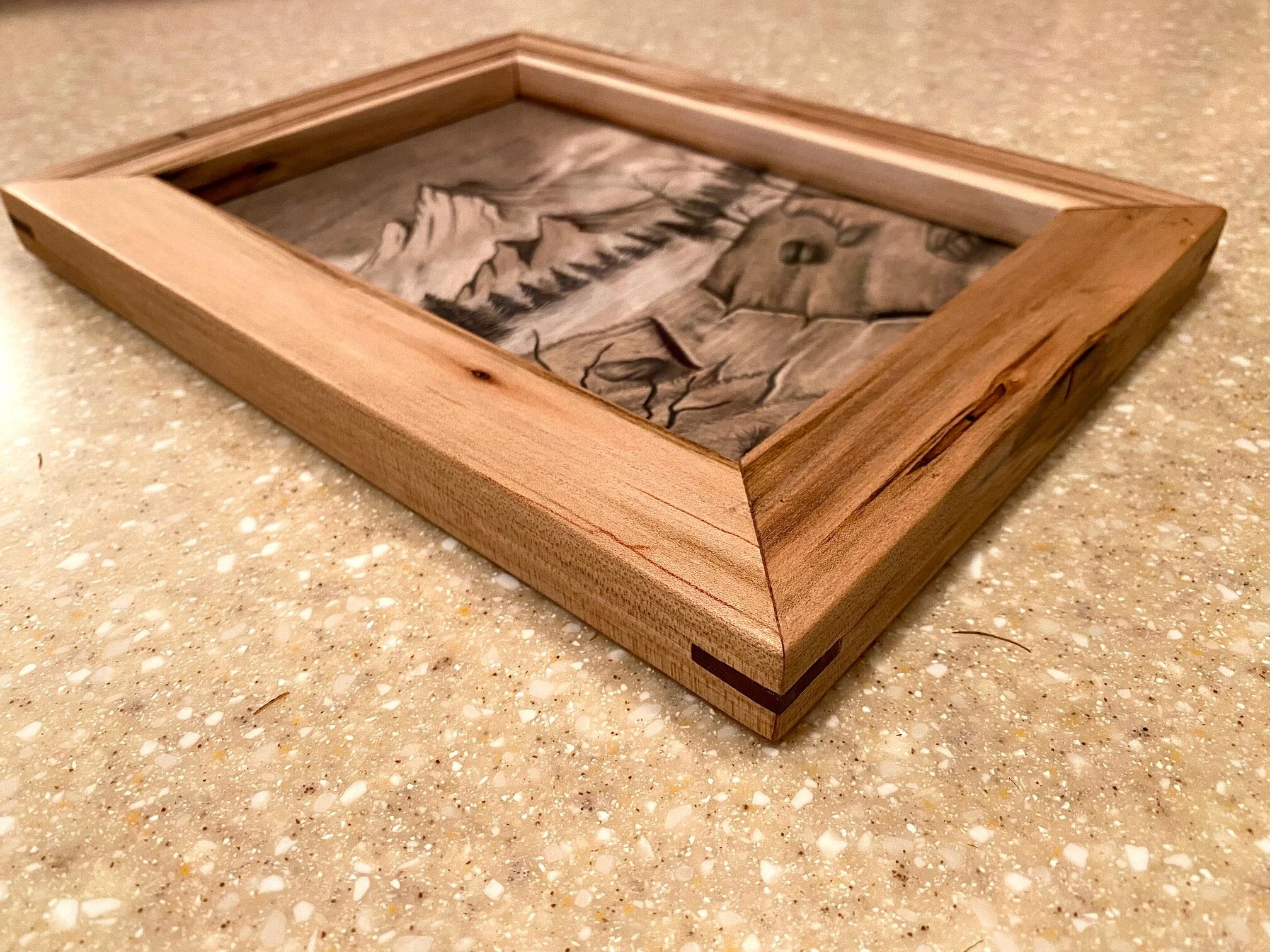 maple pic frame .jpg