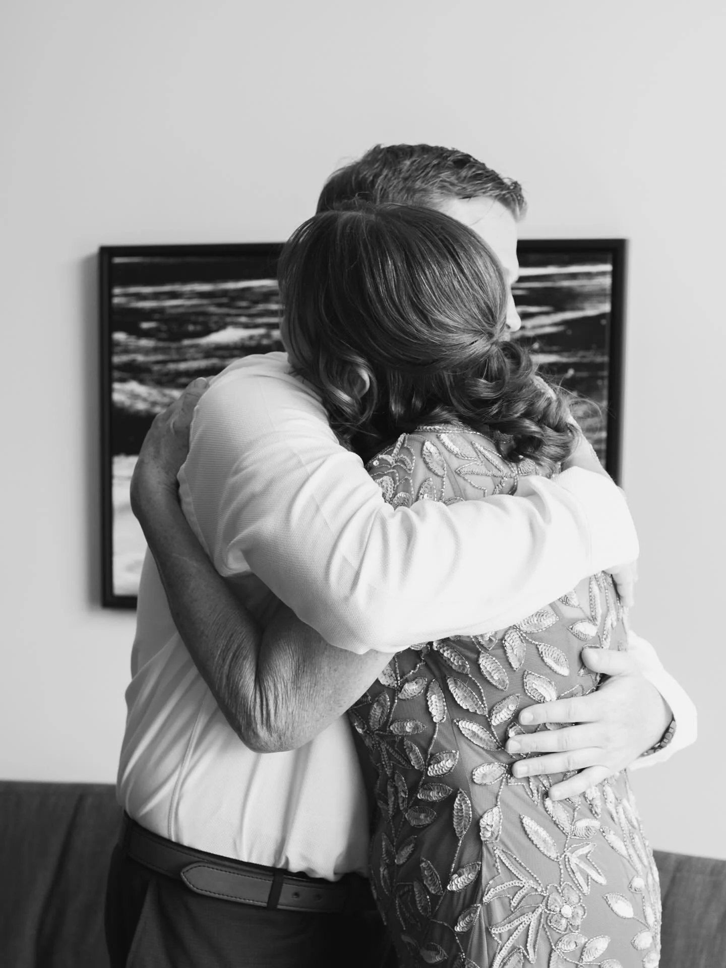 Getting to spend all morning with my family then spending the afternoon capturing someone else&rsquo;s new beginnings, family and all the love is the absolute best job!! 

Second shooter for @kelseyveraphoto