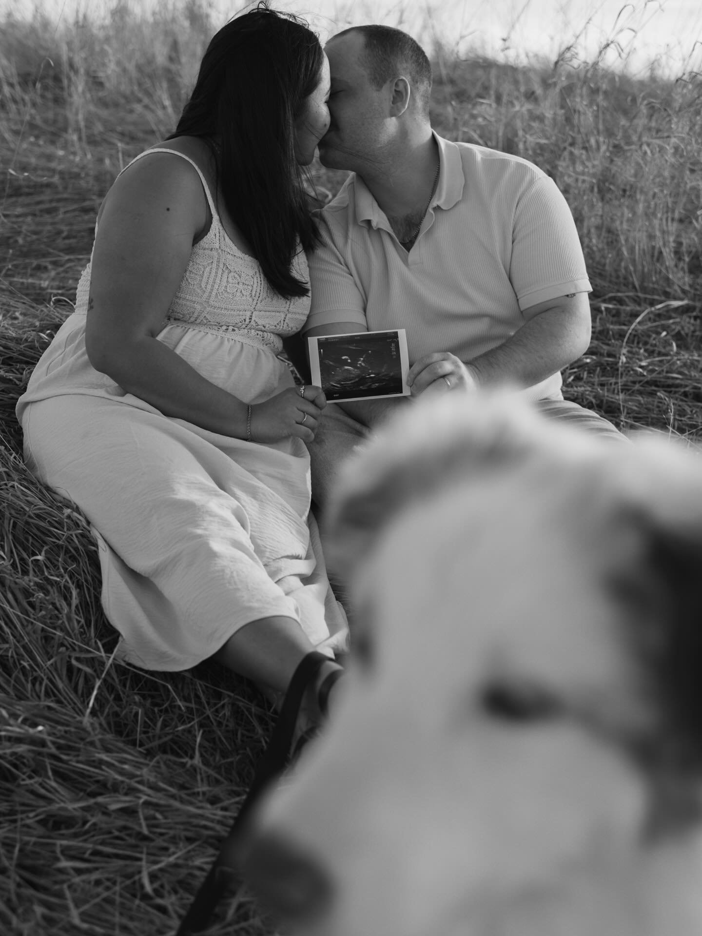 I love love love documenting love stories!

A pregnancy announcement with your new puppy 🤍

#calgarymaternityphotographer #calgaryfamilyphotographer #pregnancyannouncement #okotoksfamilyphotographer #banfffamilyphotographer