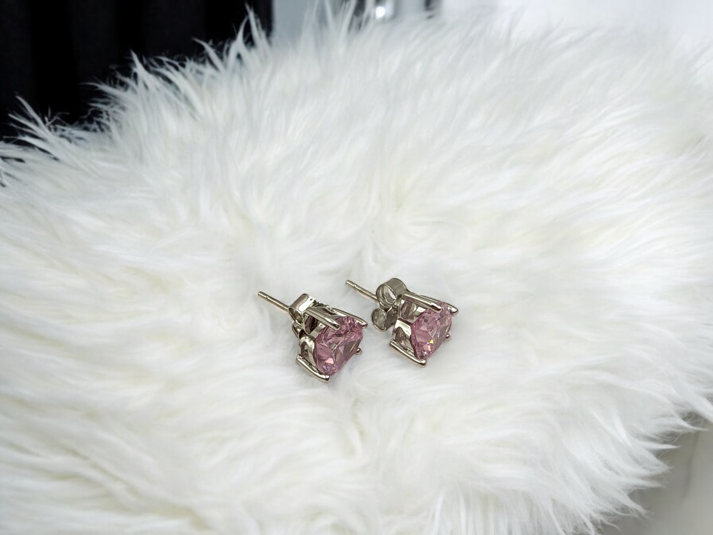 Riviera Blush Earring4.PNG