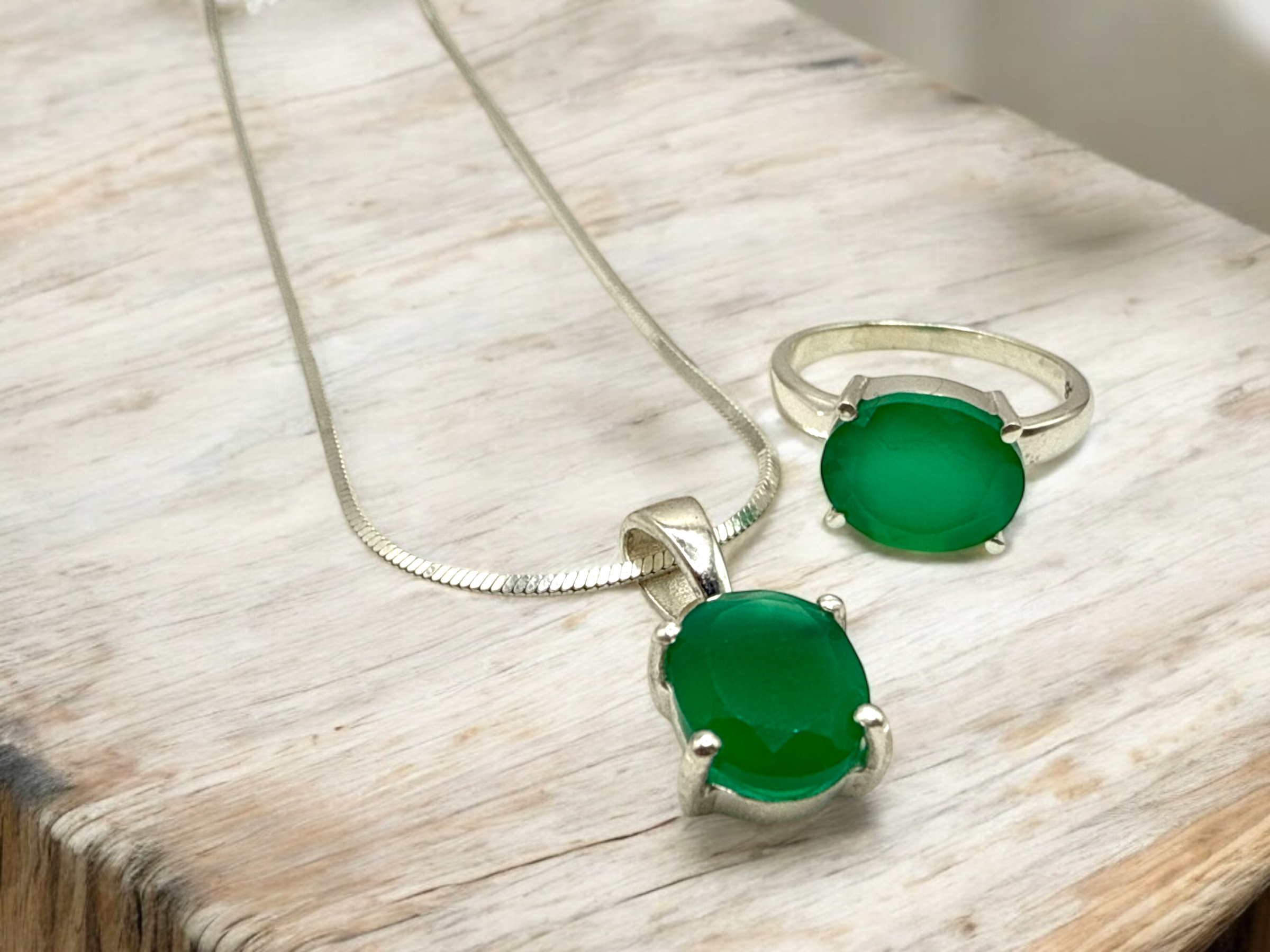 Serene Jade Ring3.PNG