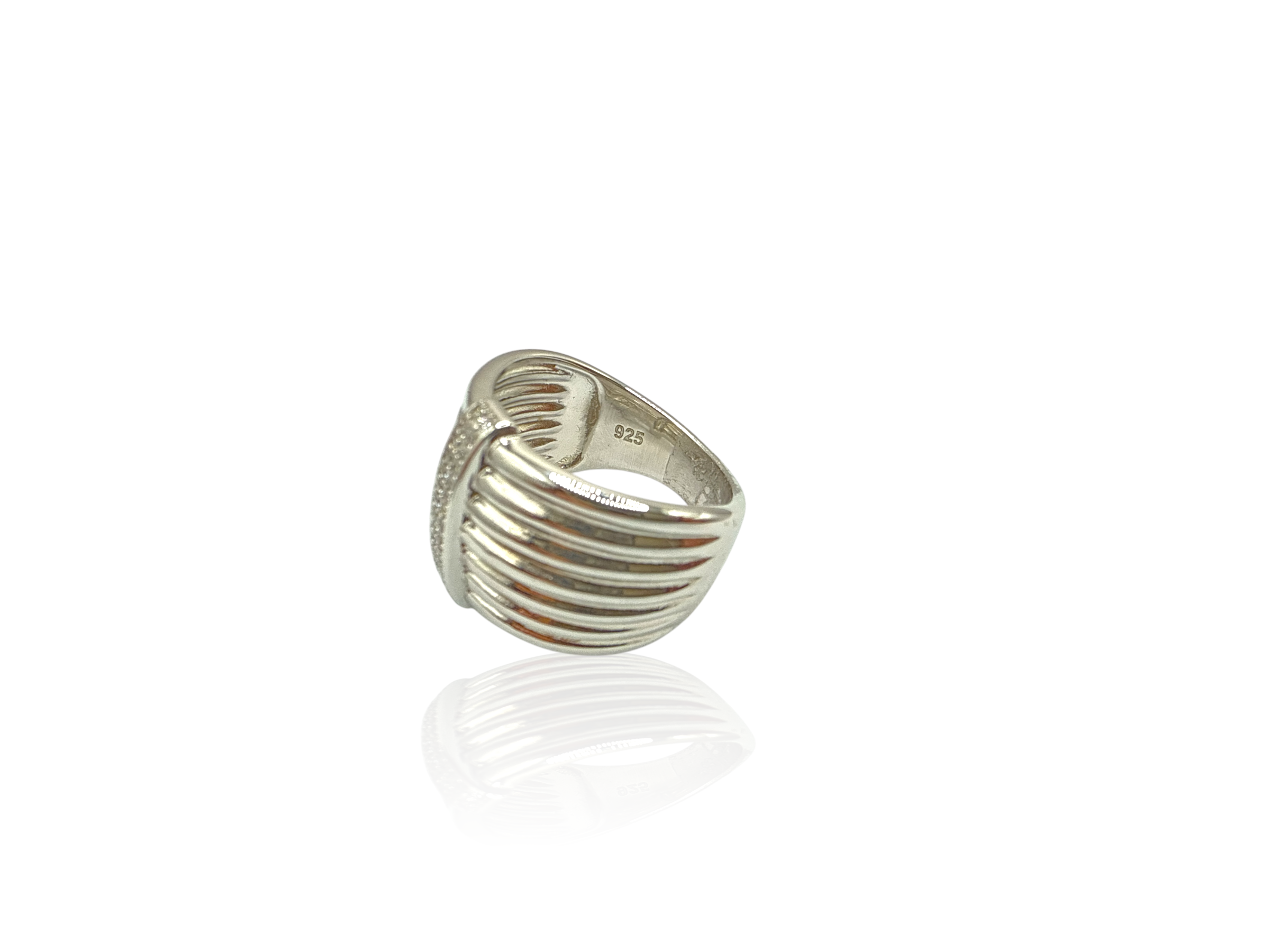 Radiant Stripe Ring5.PNG