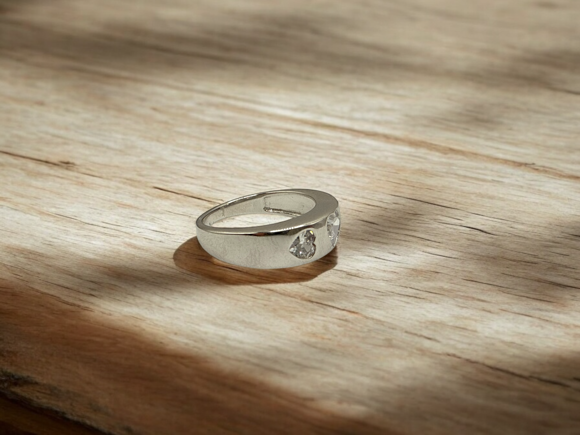 Silver Heart Elegance Ring2.PNG