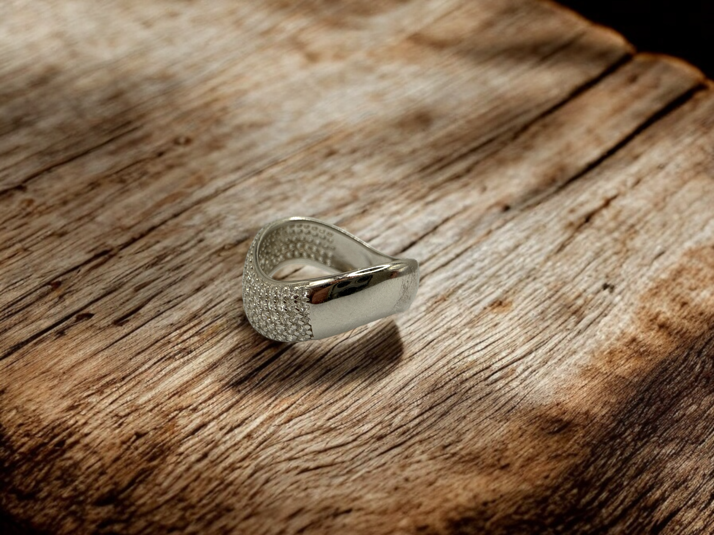 Celestial Curve Ring3.PNG