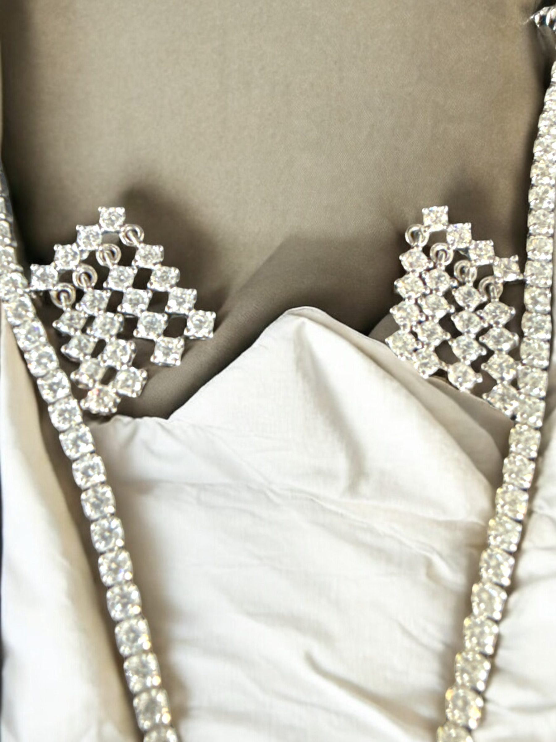 Celestial Cascade Riviera Set2.PNG