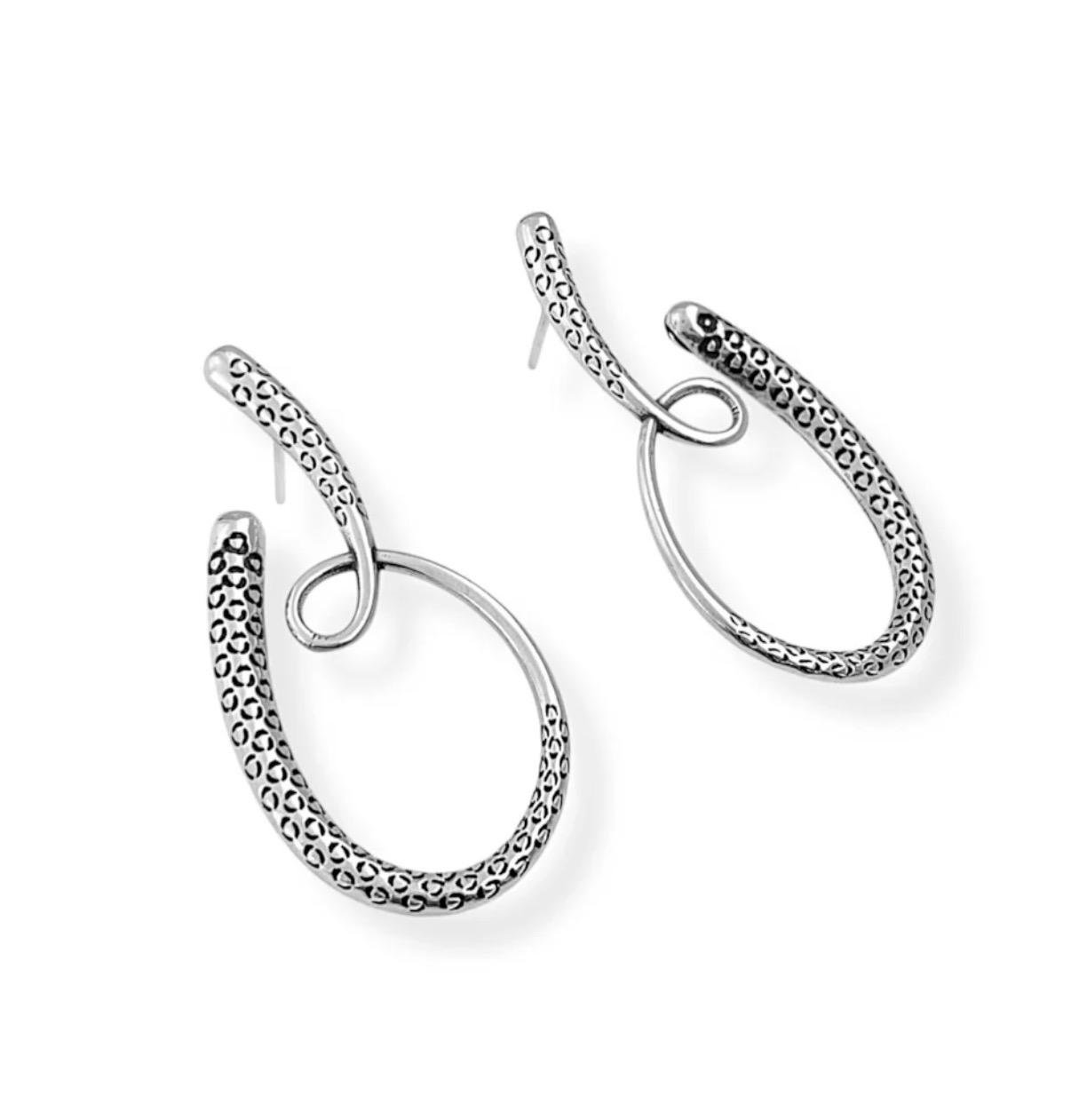 WhatsApp Image 2025-11-06 at 11.32.58 (1).jpeg