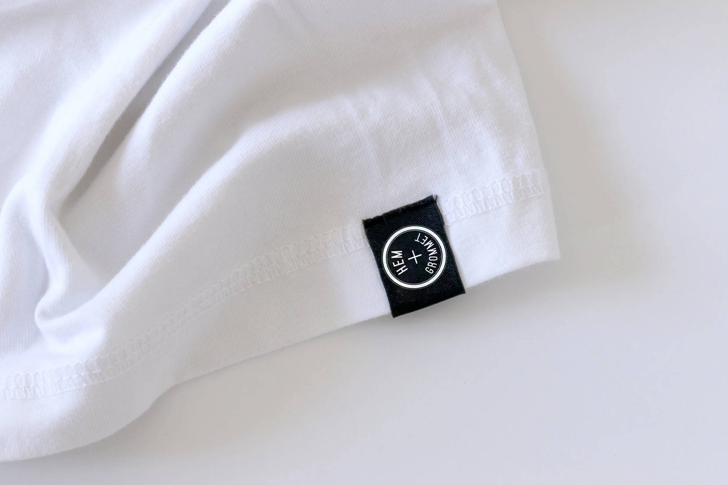hemandgrommet-tag-mockup.jpg