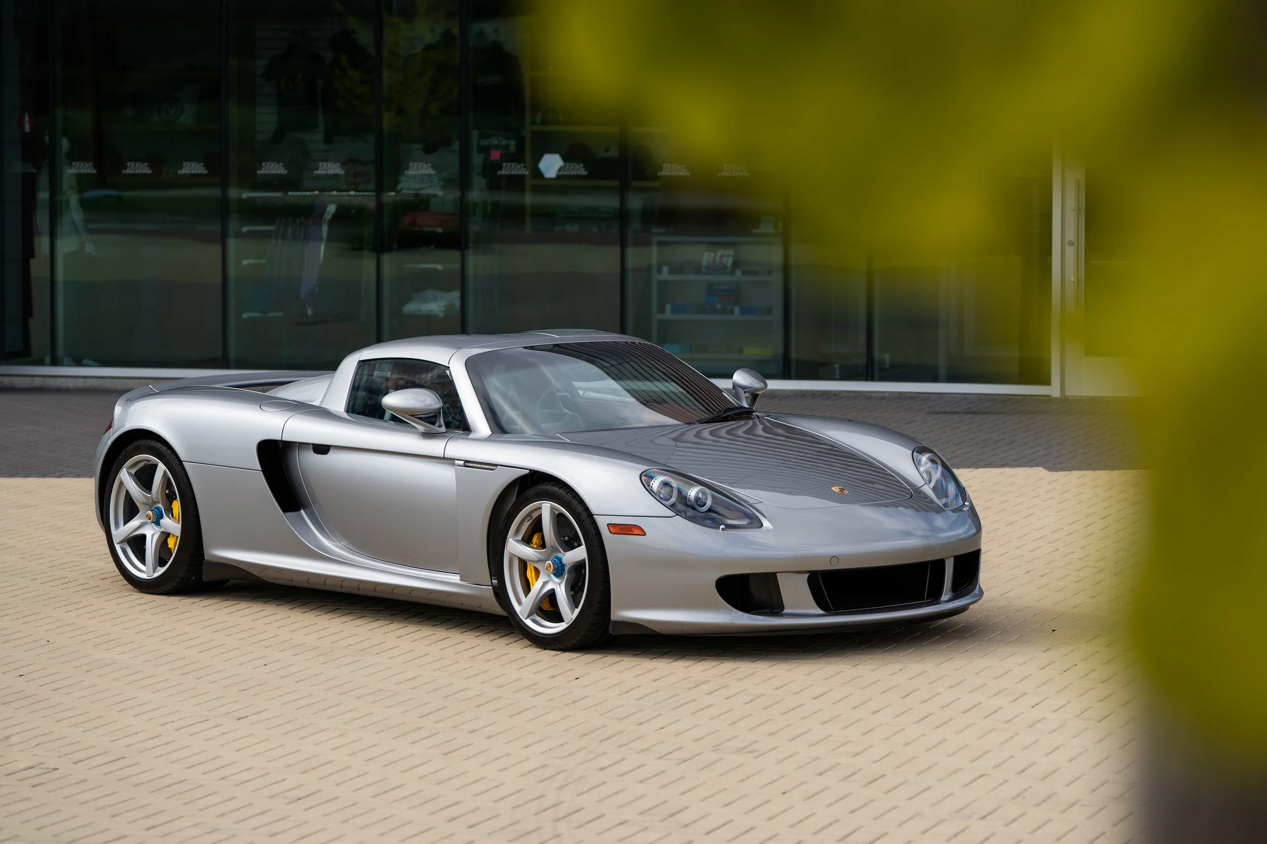 2005 Porsche Carrera GT  #1331 Advertising Photos-6.jpg