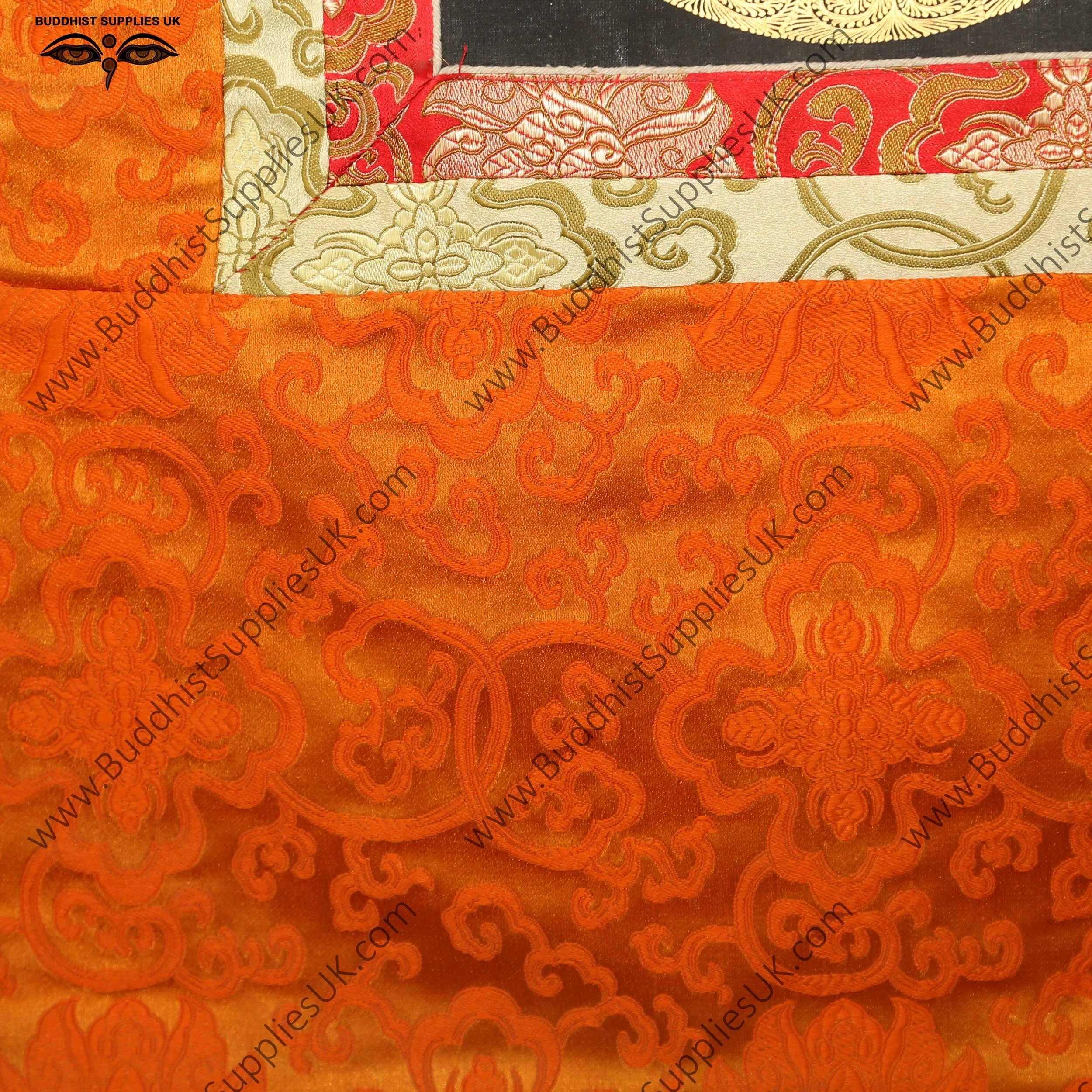 Om-Mani-Pedme-Hung-mantra-thangka-brocade-TK8MB51.jpg