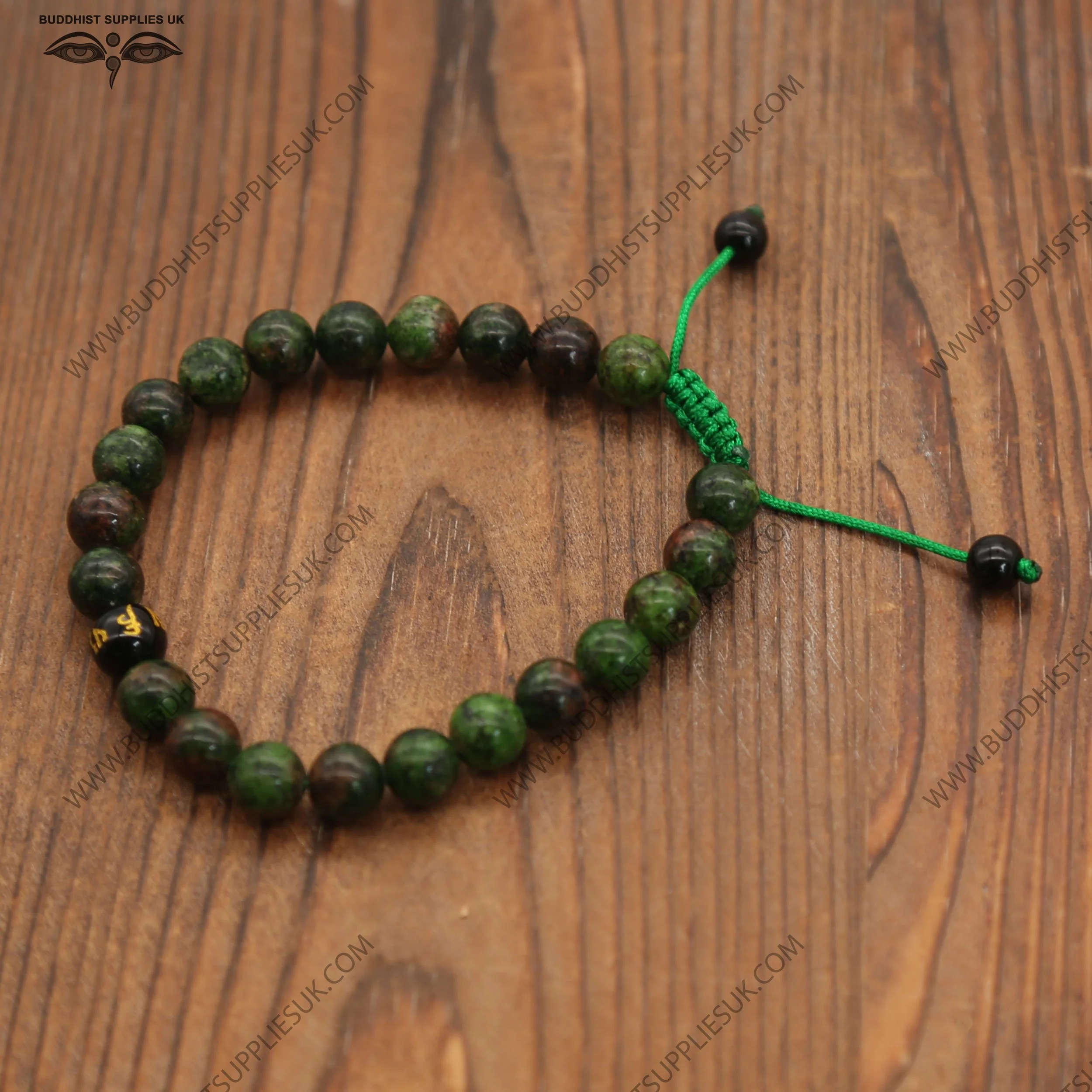 Green-Agate-wrist-mala-om-symbol-green-black-yoga-bracelet-green-cord-beads
