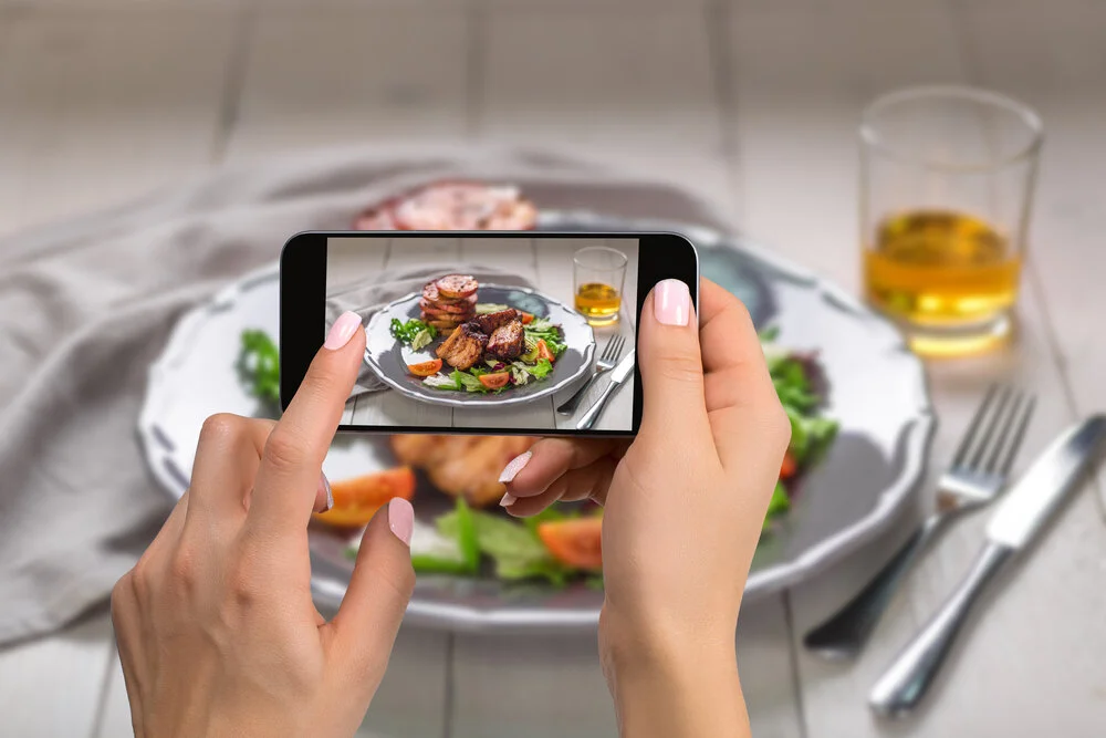 Impacto de las redes sociales en la alimentación — GRC-Salud