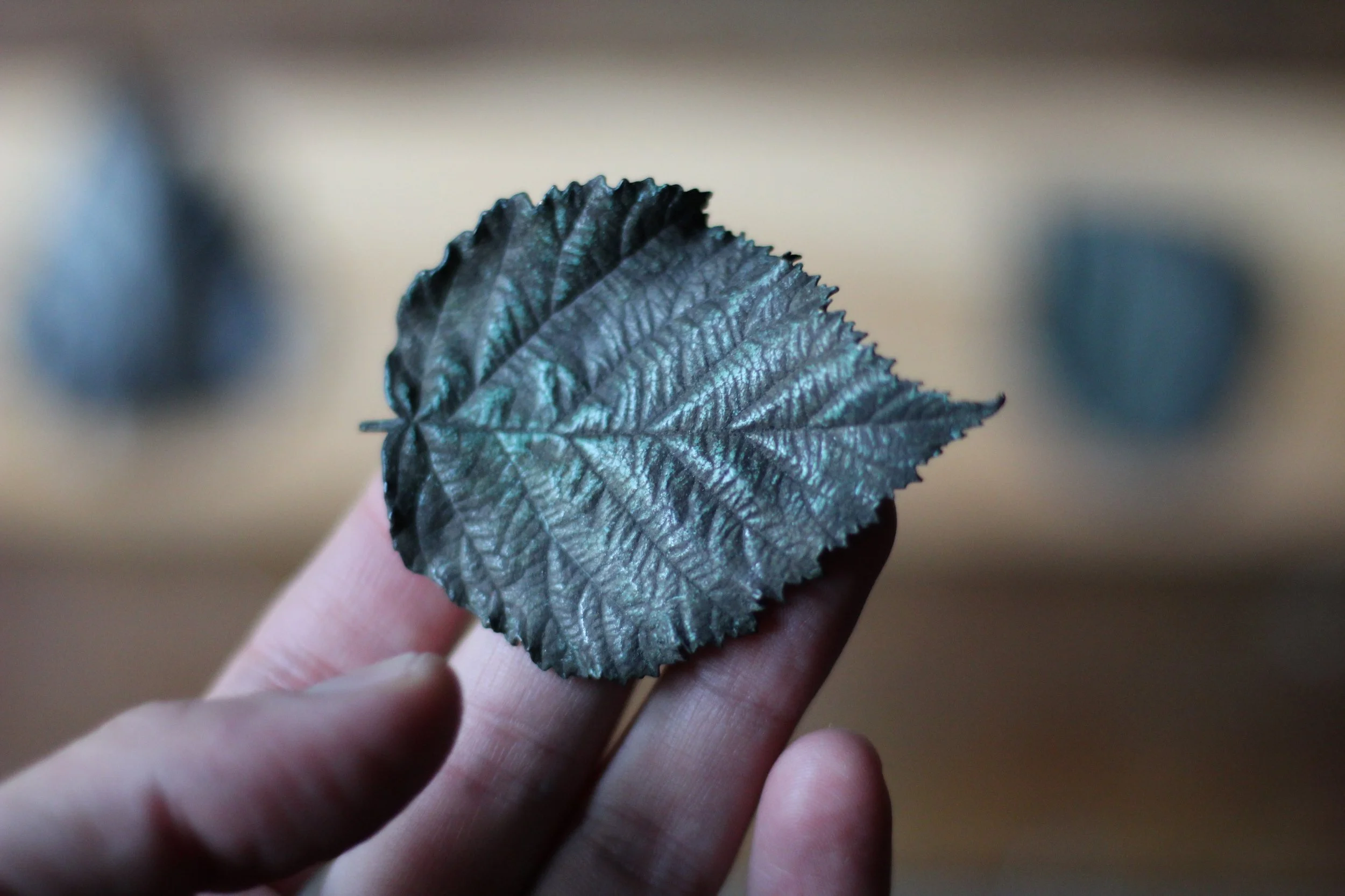 bramble_bronze_leaf_02_02.JPG