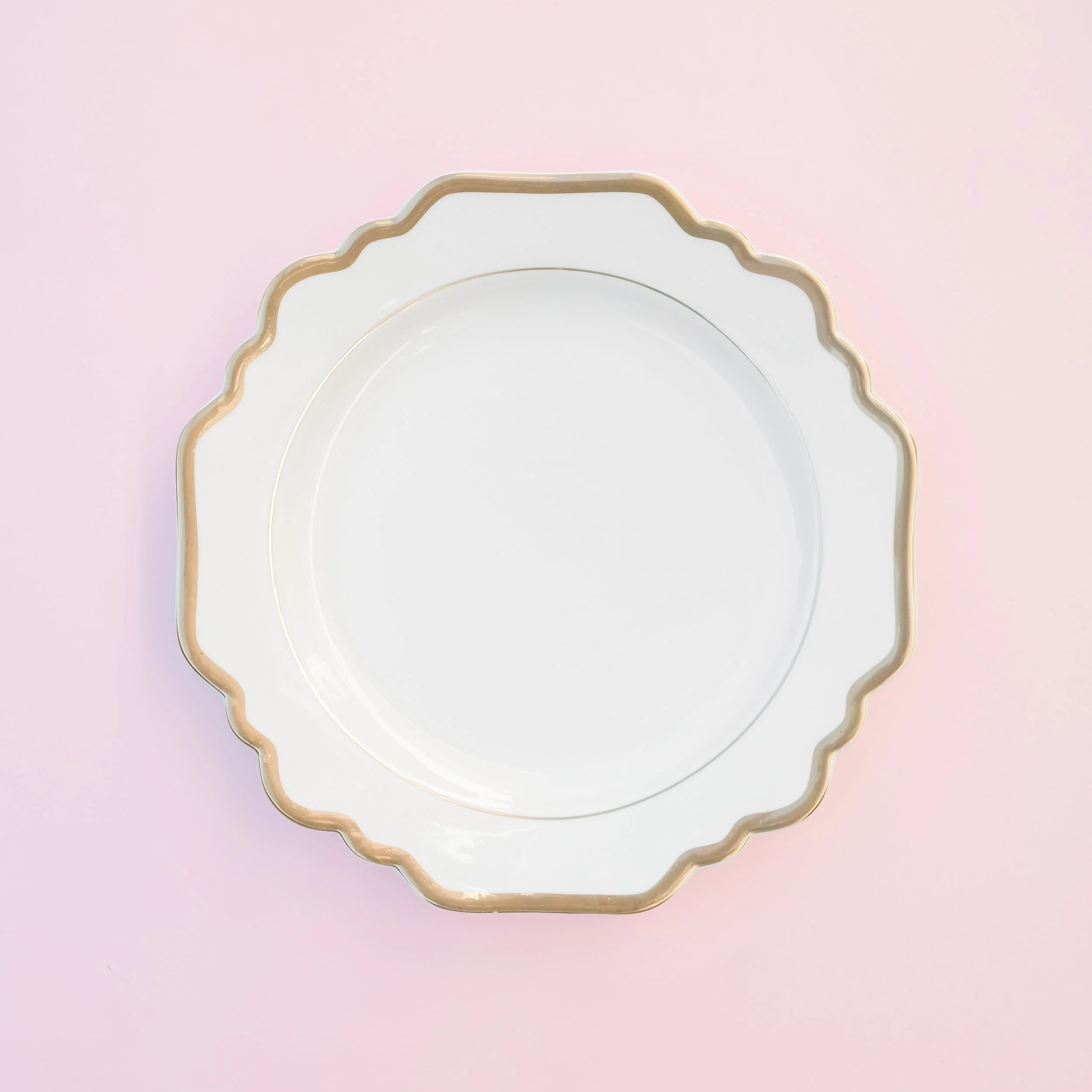 Dolce White