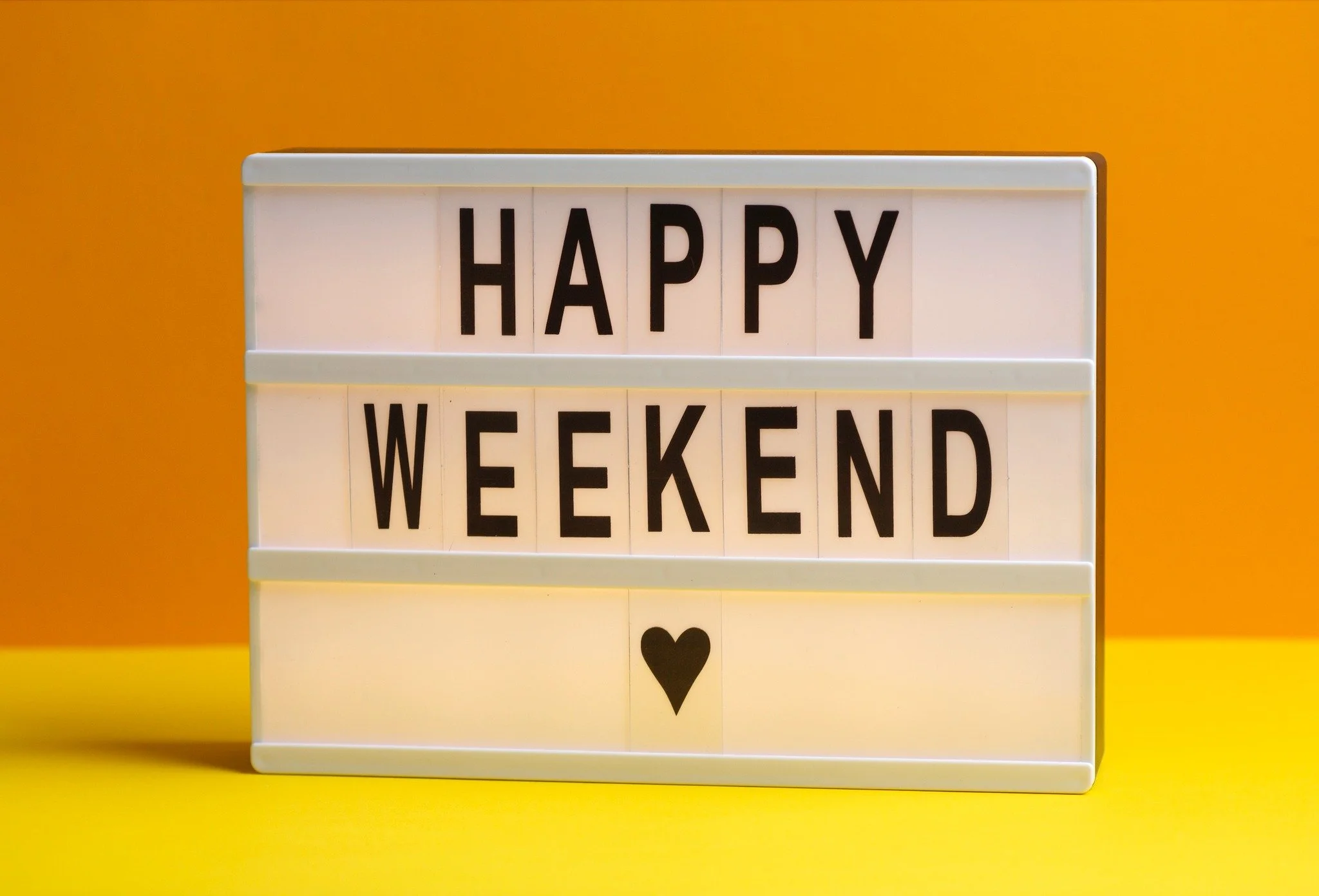 🎉 Friday&rsquo;s here &mdash; and we&rsquo;re feeling social! 💬✨

It&rsquo;s been another week of ideas flying, content creating, and strategy shaping here at SocialMyna. From helping clients grow their online communities to crafting campaigns that