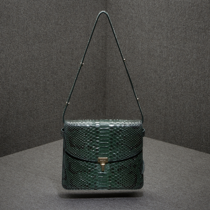 balenciagaxo.gif