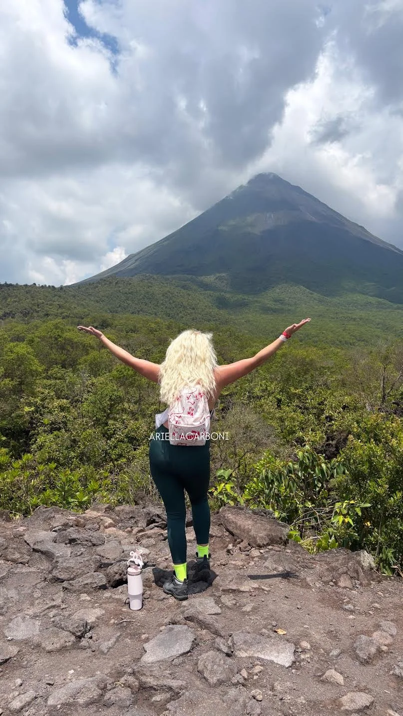 La fortuna Lava trail hike 