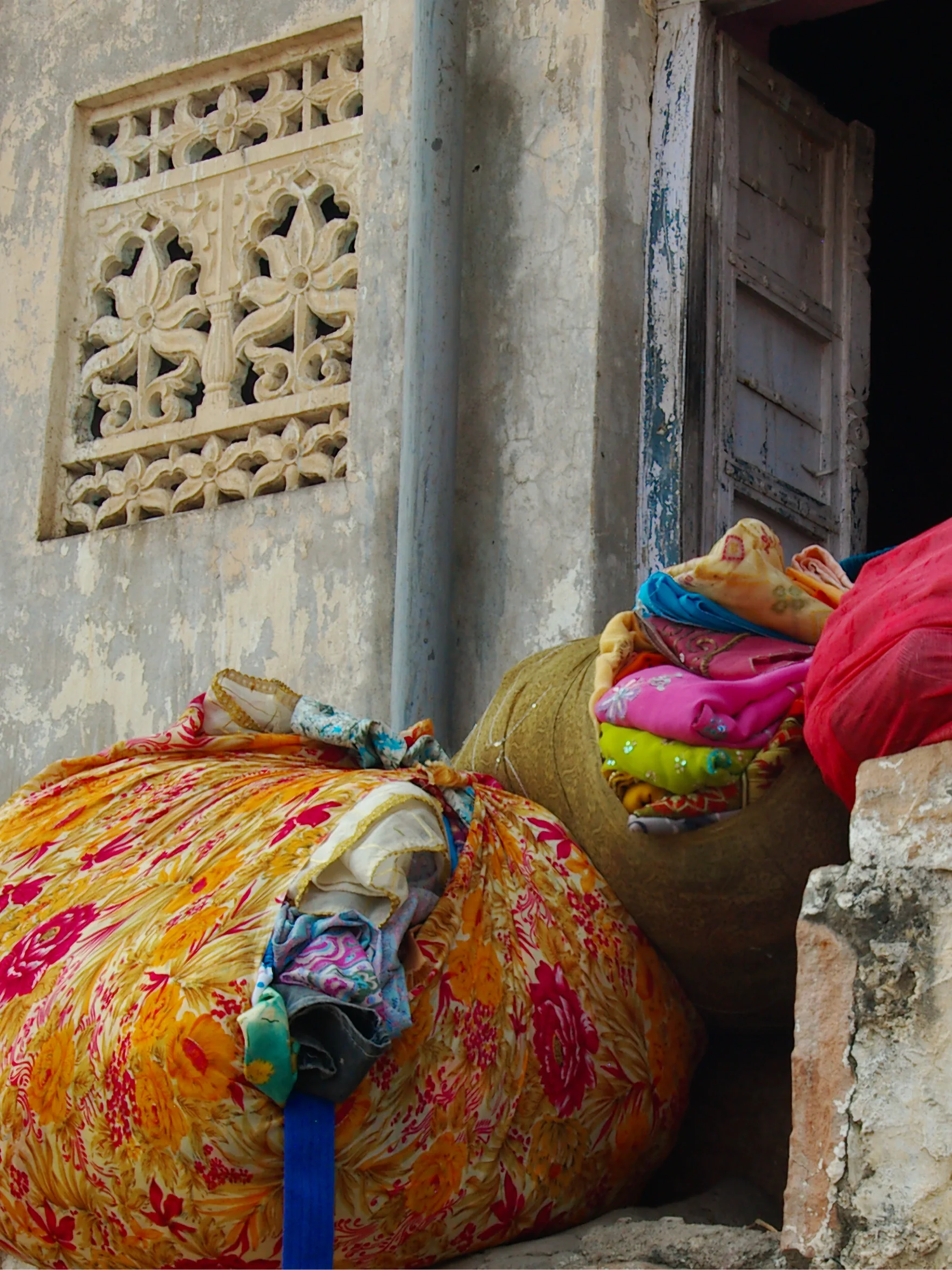 Jodhpuri--laundry.webp