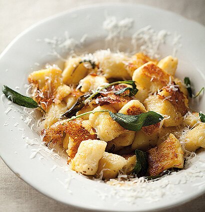 burnt-butter-and-sage-pan-fried-gnocchi-with-parmesan-2396 (1).jpg